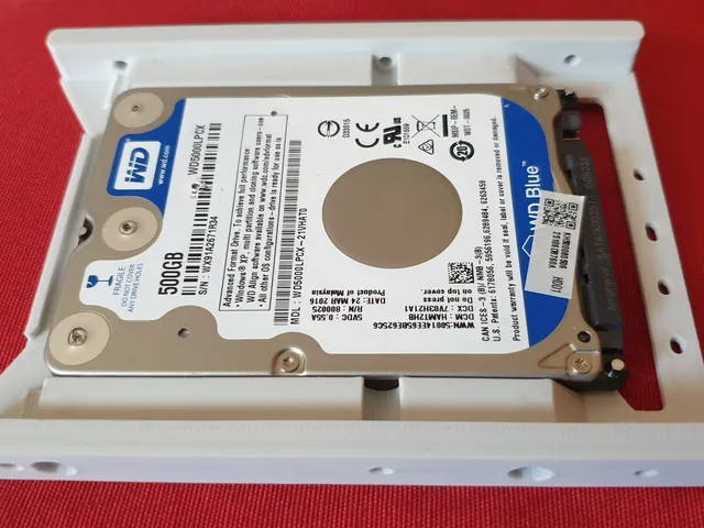 Adaptador de Disco duro de 3,5 a 2,5 pulgadas o para SSD. 3.5 to 2.5 inch hard drive adapter or for SSD