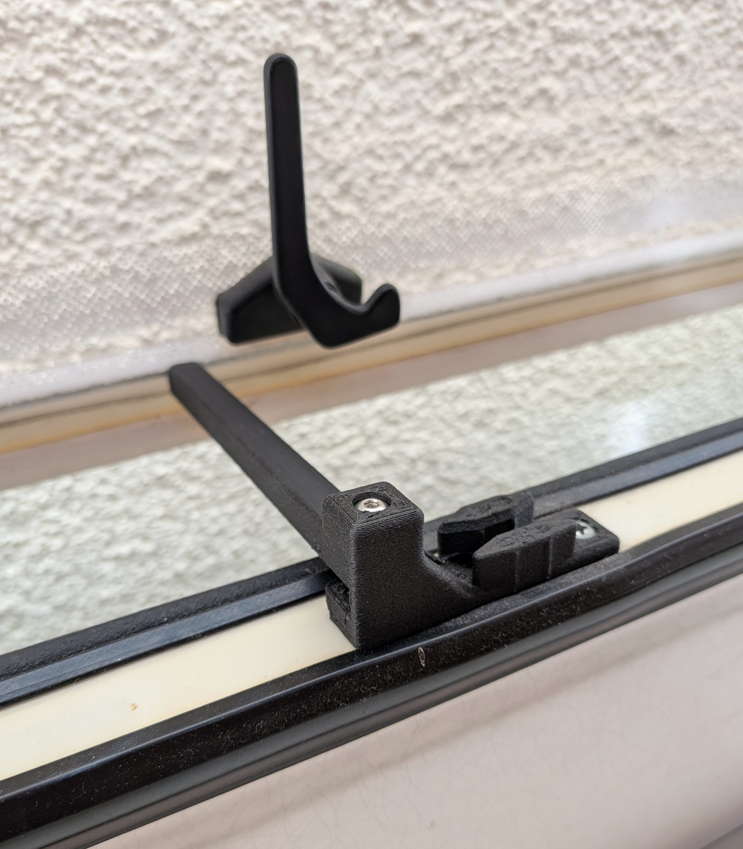 Caravan Window Lock Plate with a Lever
