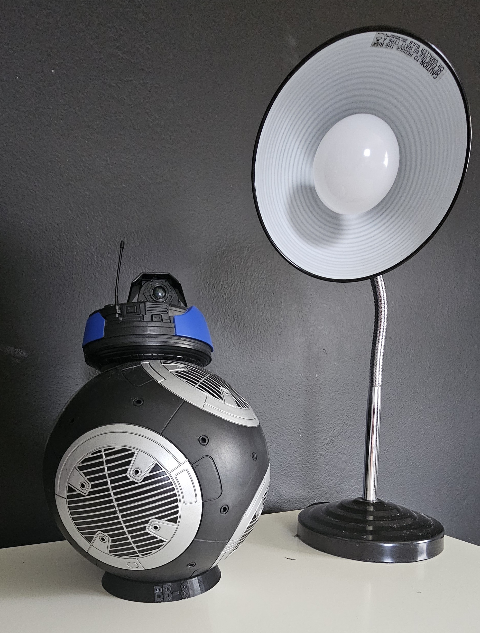 BB-8 Stand
