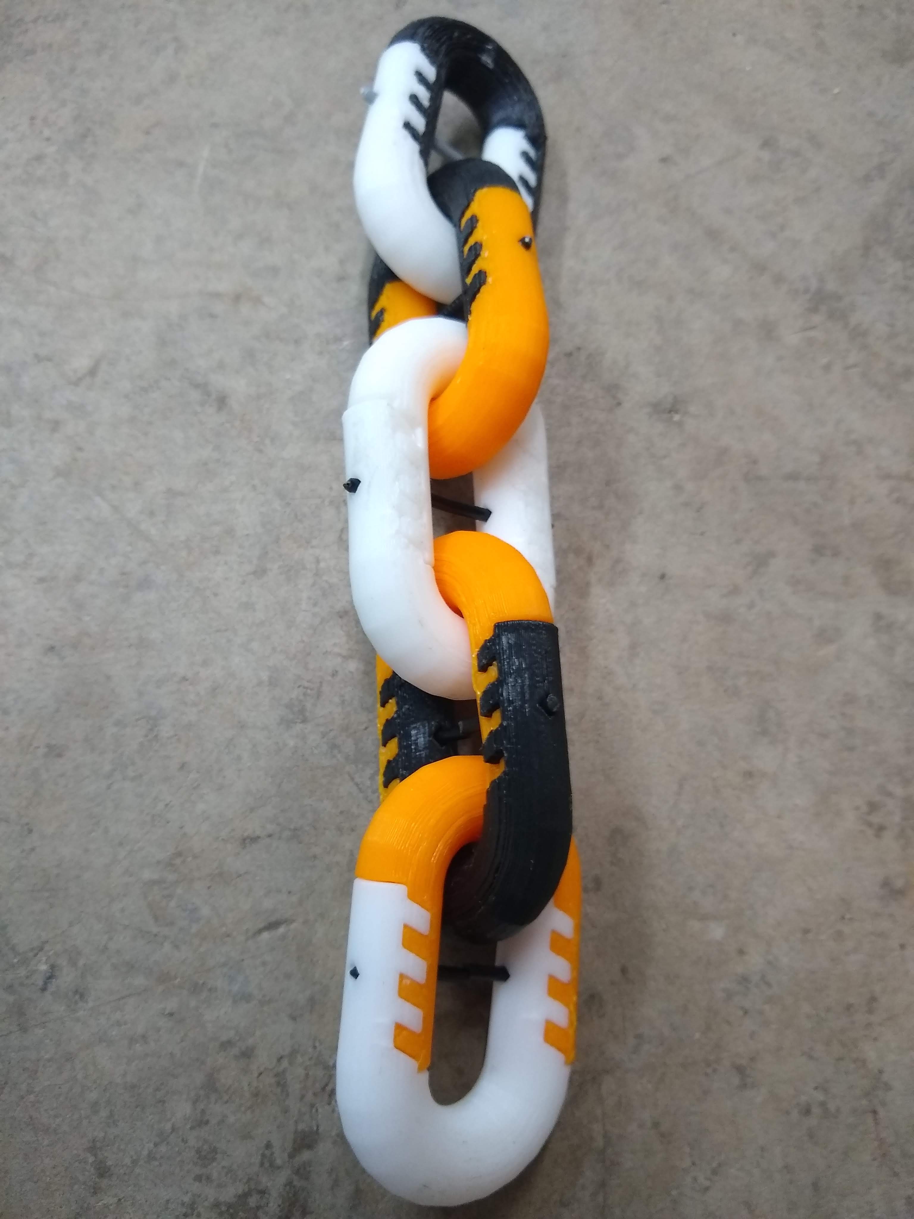 Interlocking Chain Linker