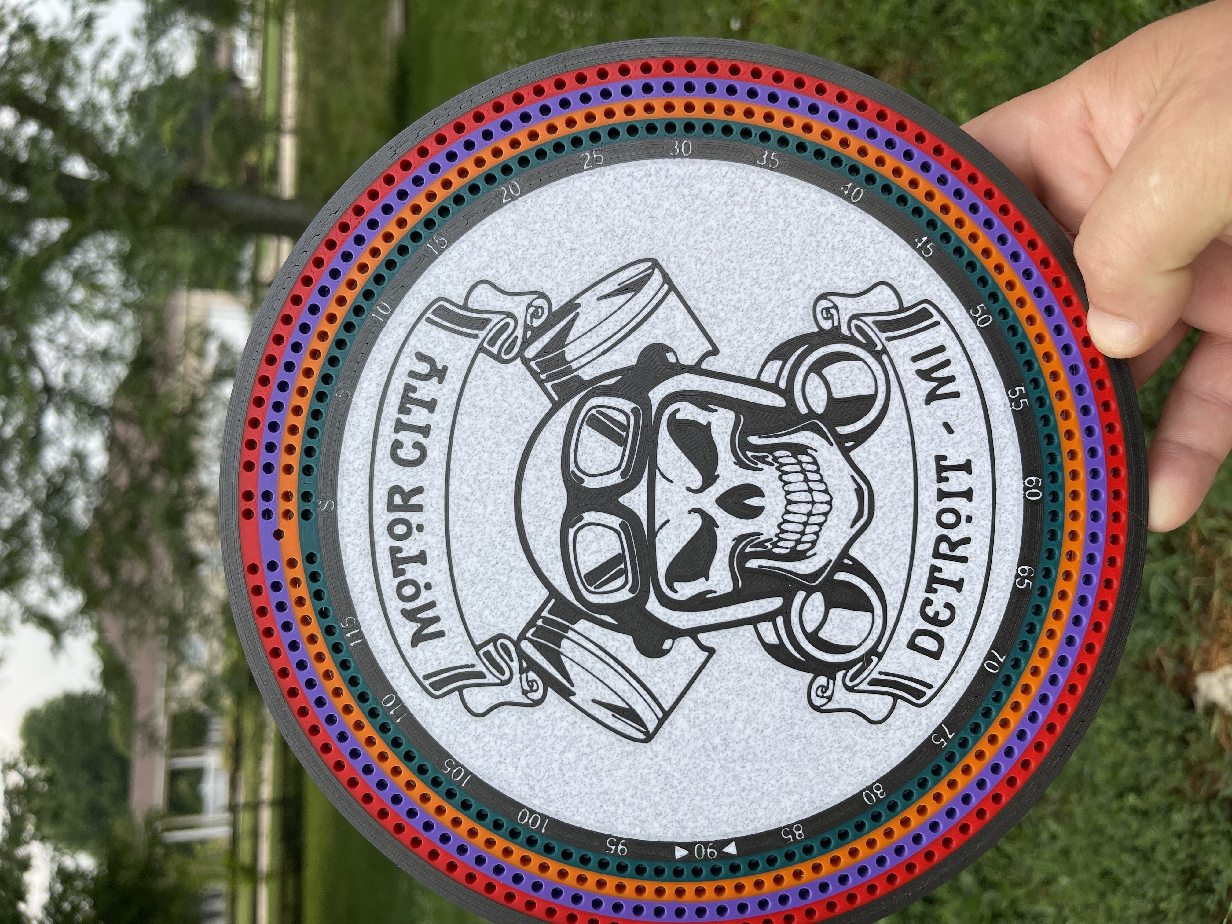 Round 2 Piece Magnetic Cribbage Board