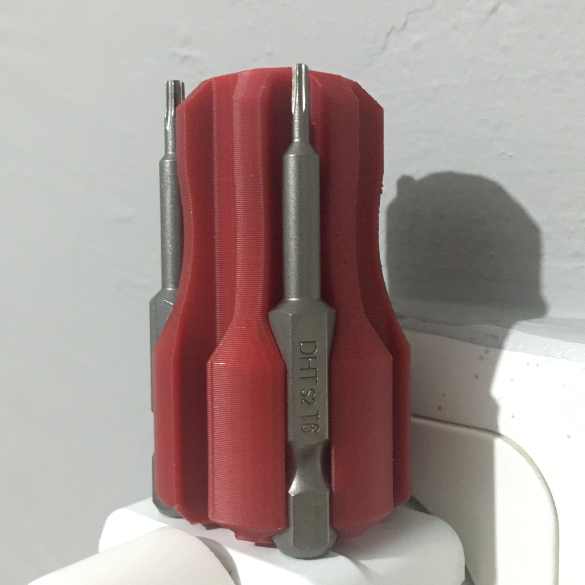 Miniatura 4 do modelo 3D BIT holder keychain Screwdriver