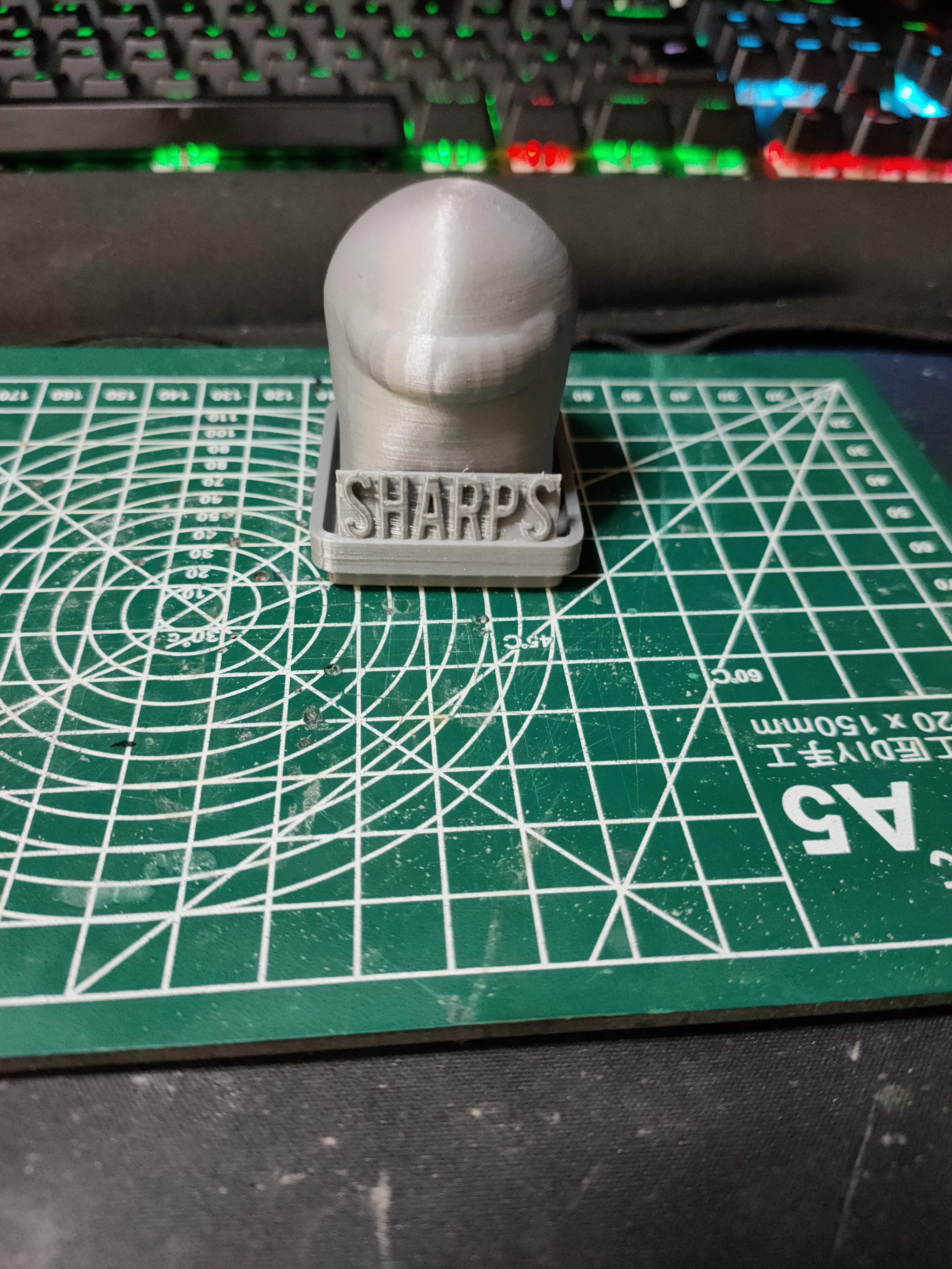 Gridfinity AmongUS sharps box