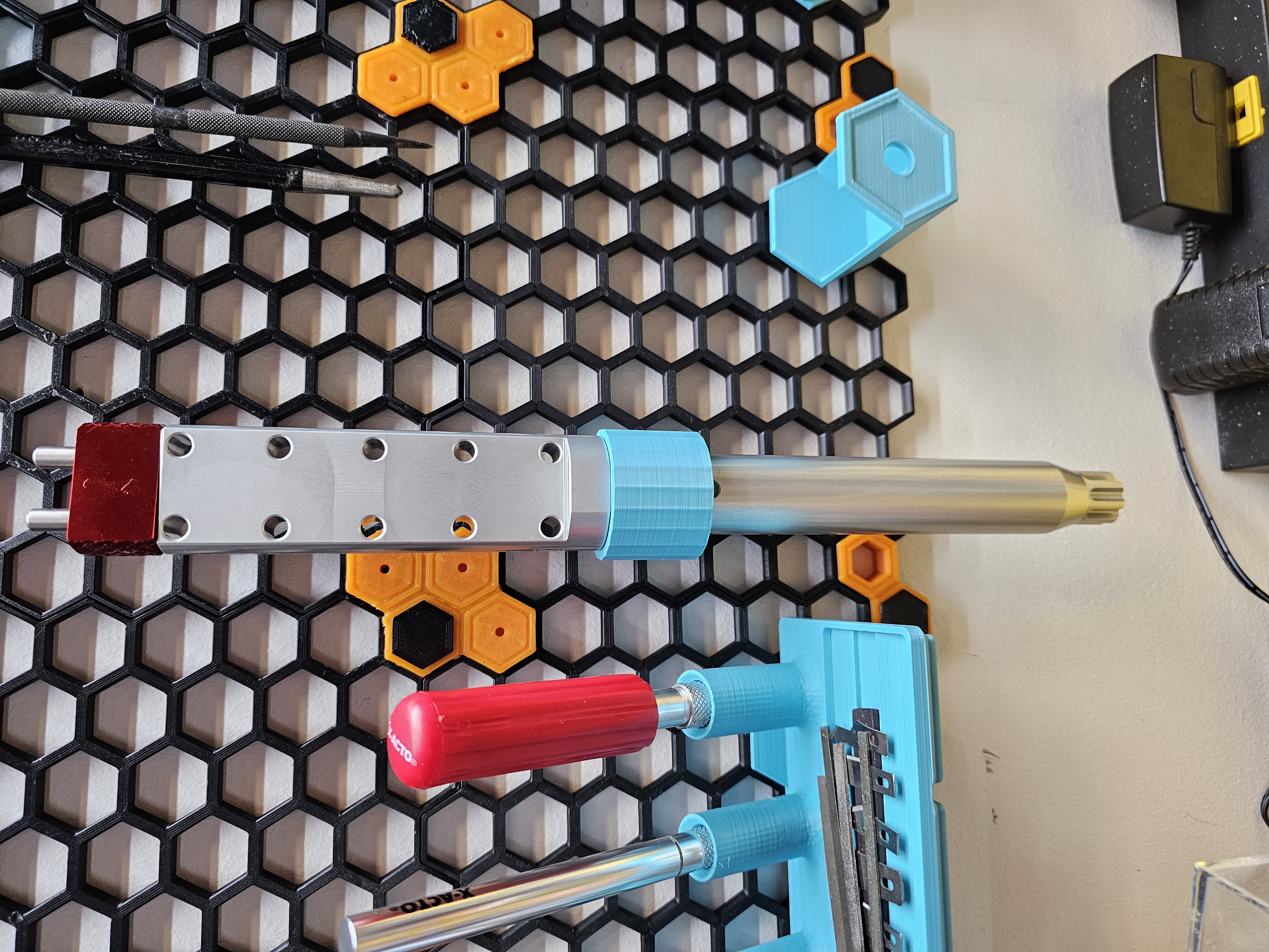 Honeycomb storage wall HSW Real Avid AR15 upper vice block