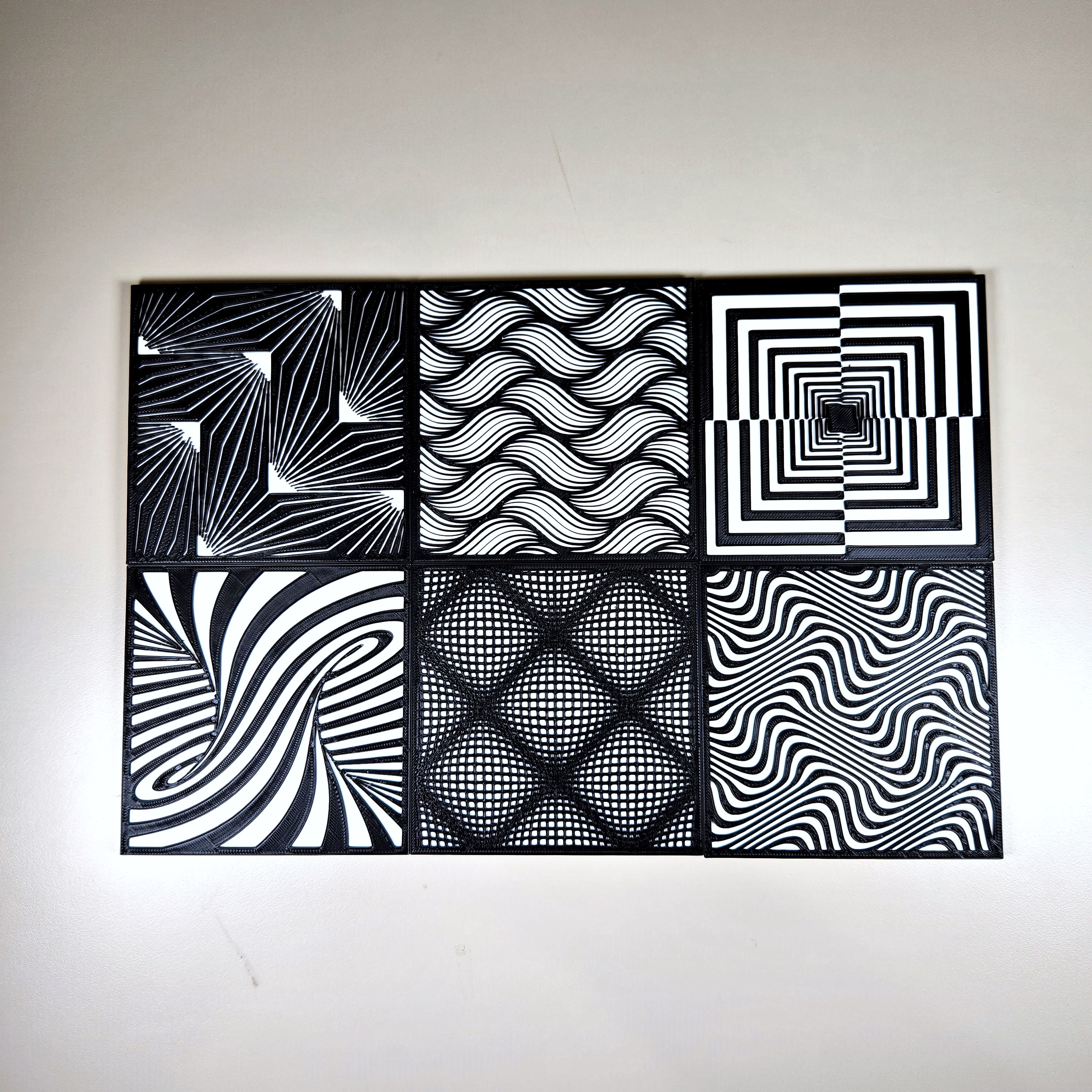 Miniatura 2 do modelo 3D Optical Illusion Coaster Set