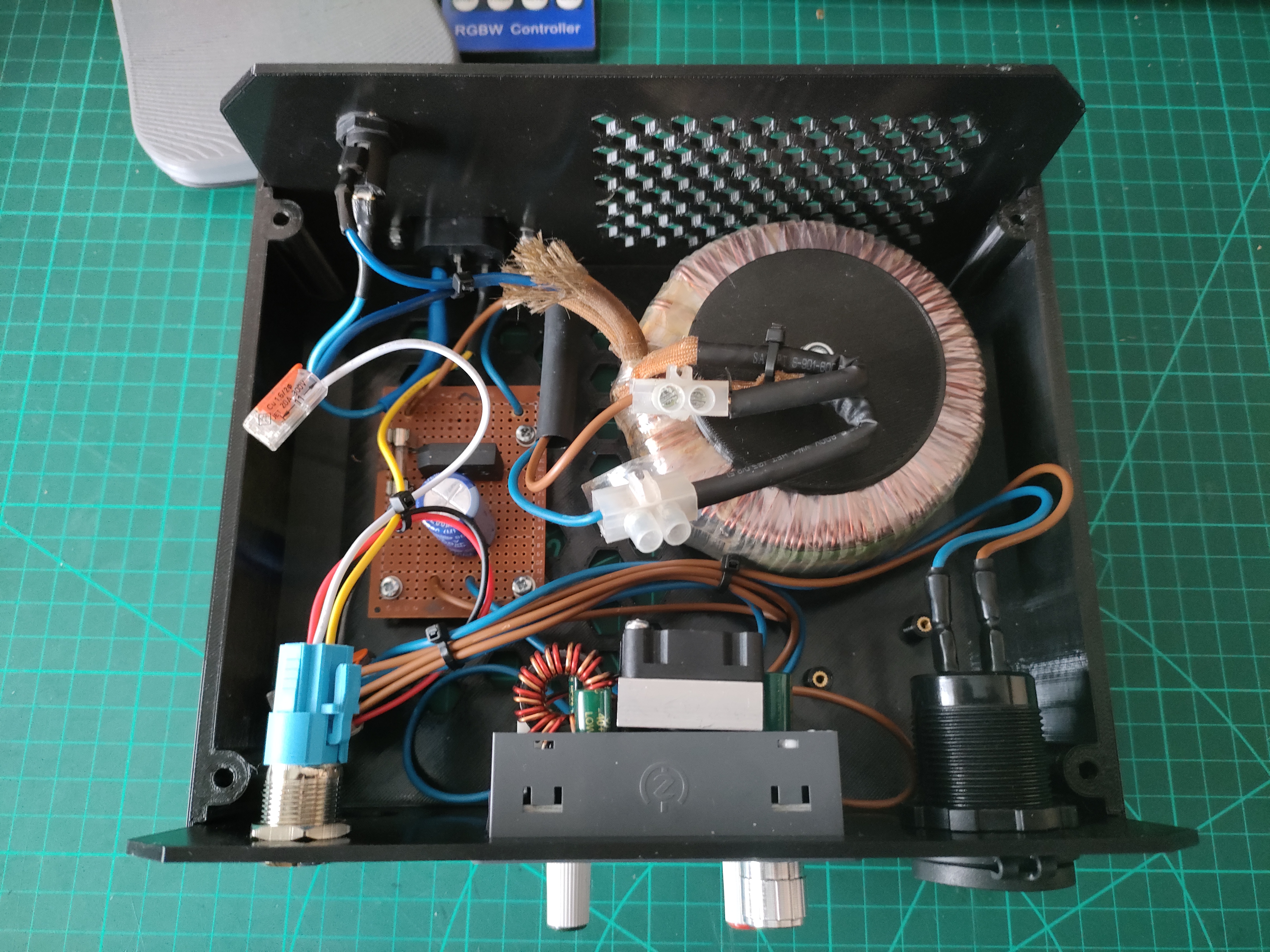 Editable electronic enclosure — miniatura 4