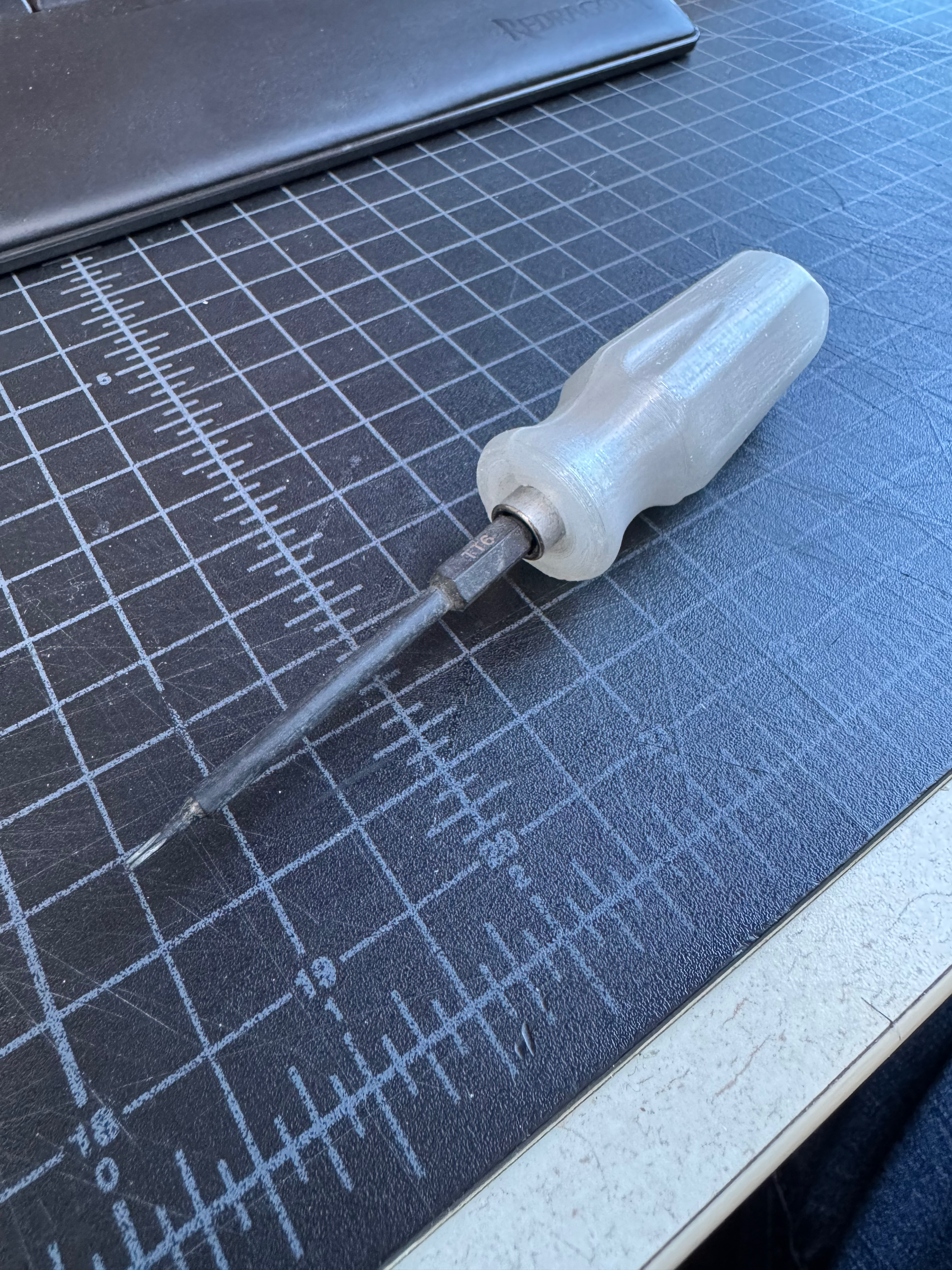 Mini Screwdriver Handle — thumbnail 3