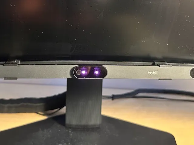 Tobii Eye Tracker 5 adjustable mount for Samsung Odyssey G7 G75F 40 inch