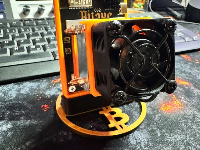 Bitaxe Gamma 602 Bitcoin Miner Stand