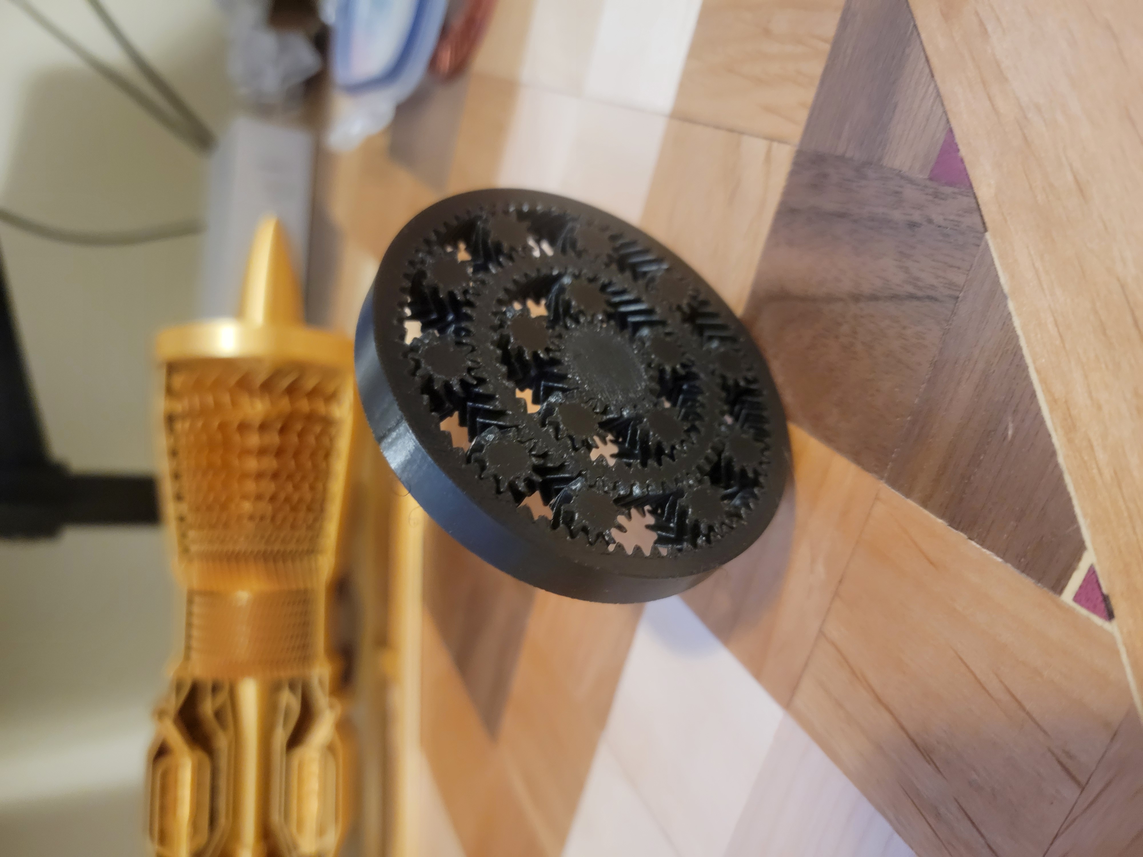 Double planetary fidget (print in place herringbone)