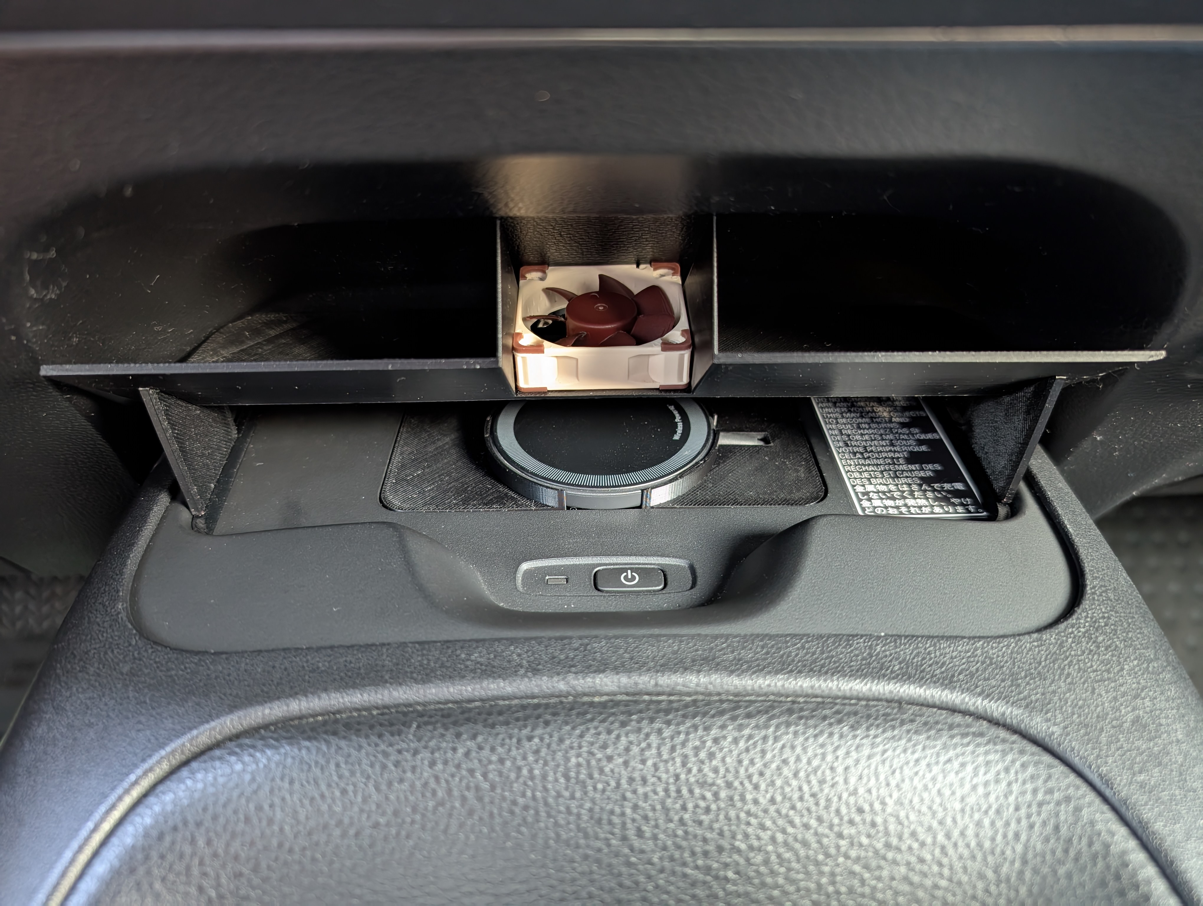 E210/2019+ Corolla Wireless Charger Storage Tray