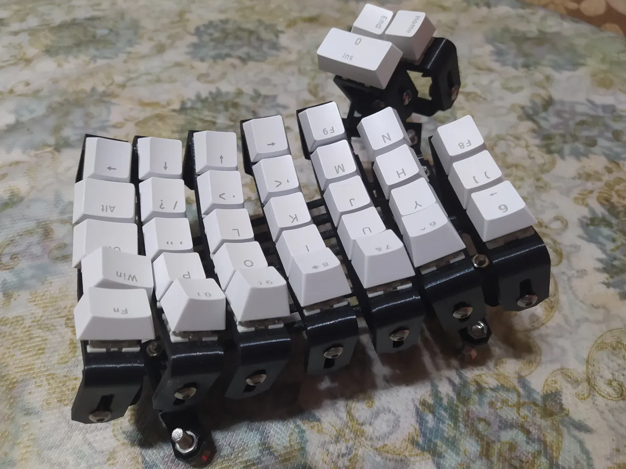 Fossil adjustable keyboard by sleepink | Download free STL model ...