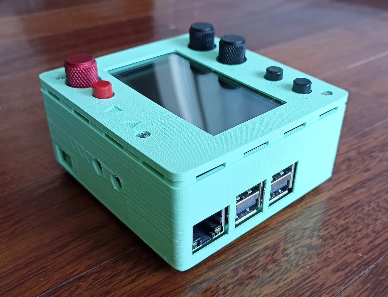 norns shield case by ivndbt | Download free STL model | Printables.com