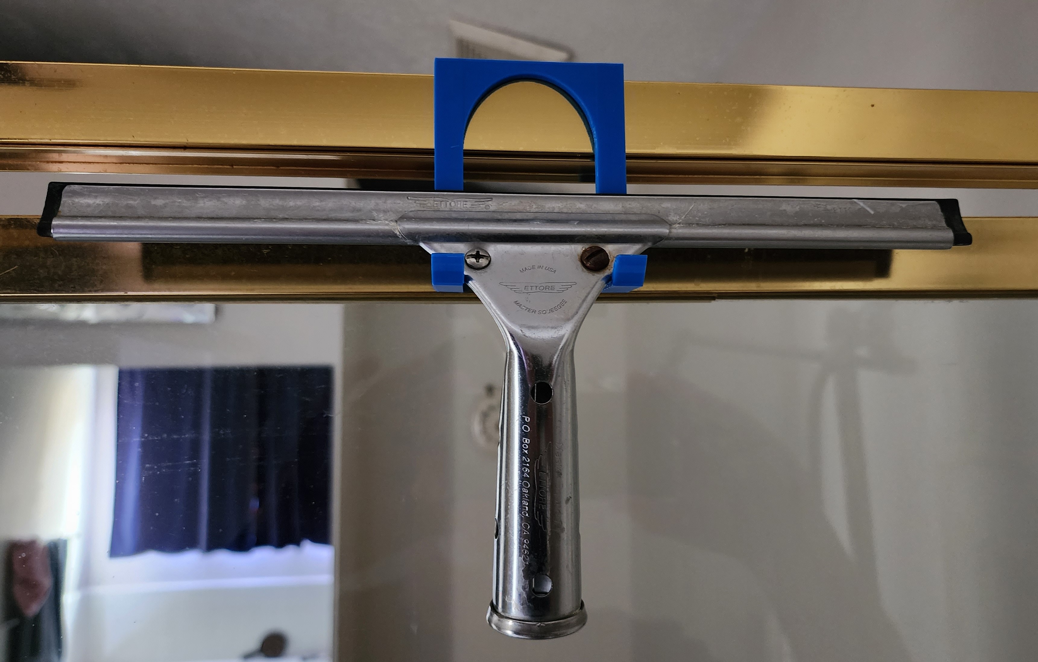 Shower Squeegee Hanger by sledutah Download free STL model