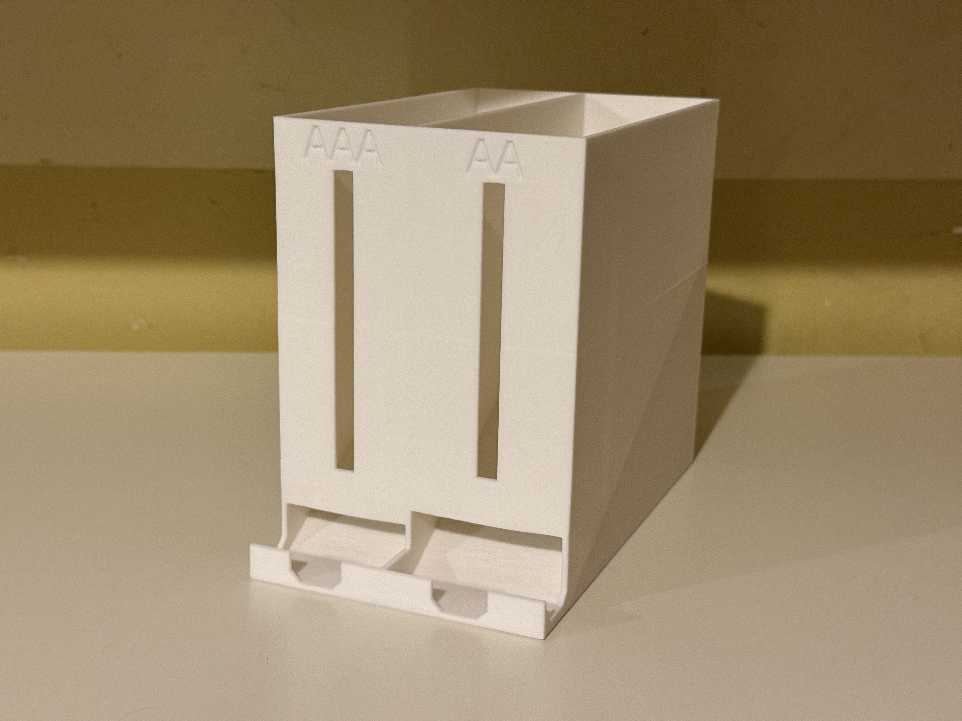 AA and AAA battery dispenser - huge