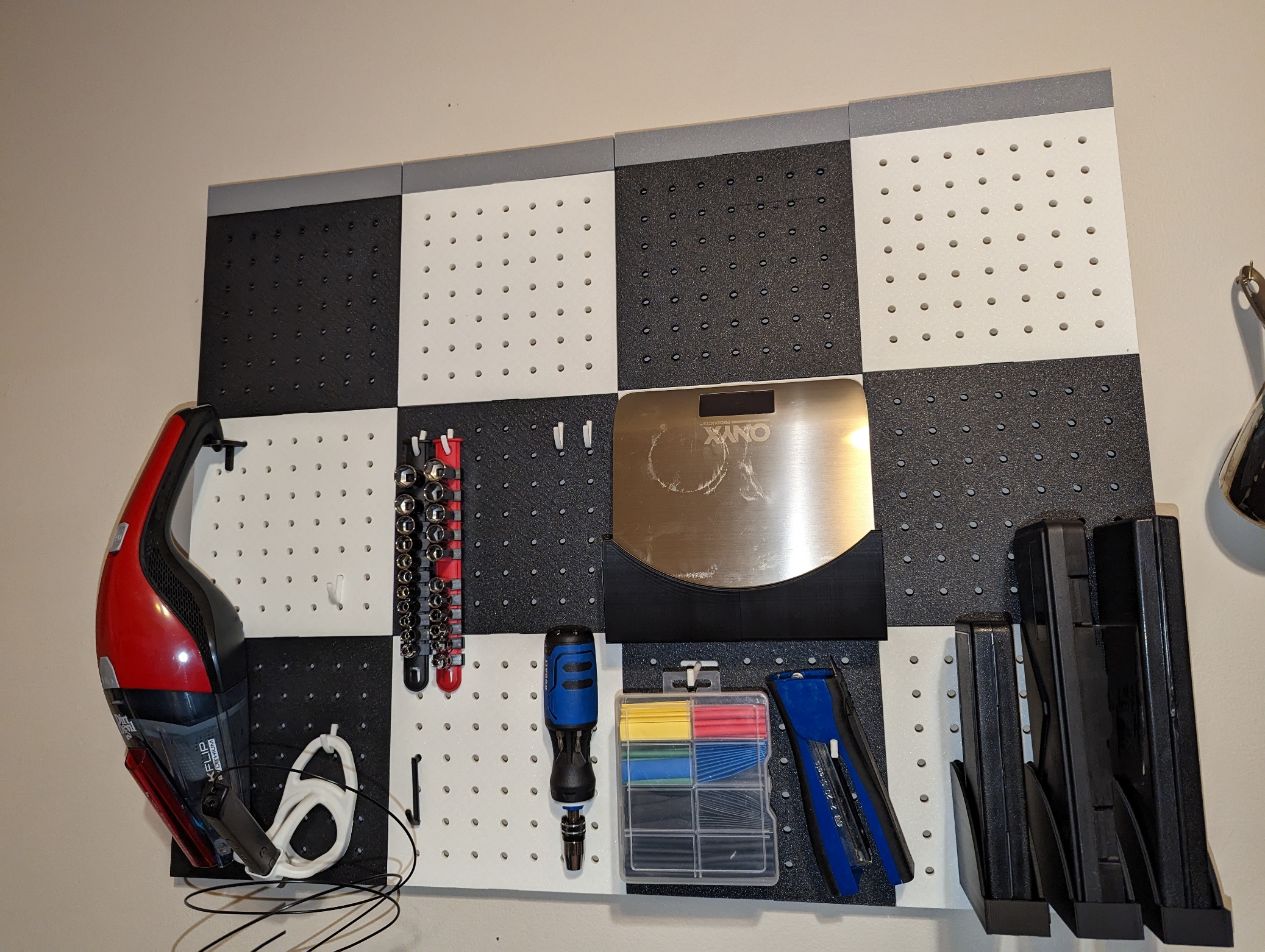 Pegboard set by Blooming Flower Designs Download free STL model