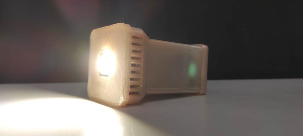 Mini 10W falshlight. USB C, adjustable brightness, Fan cooled