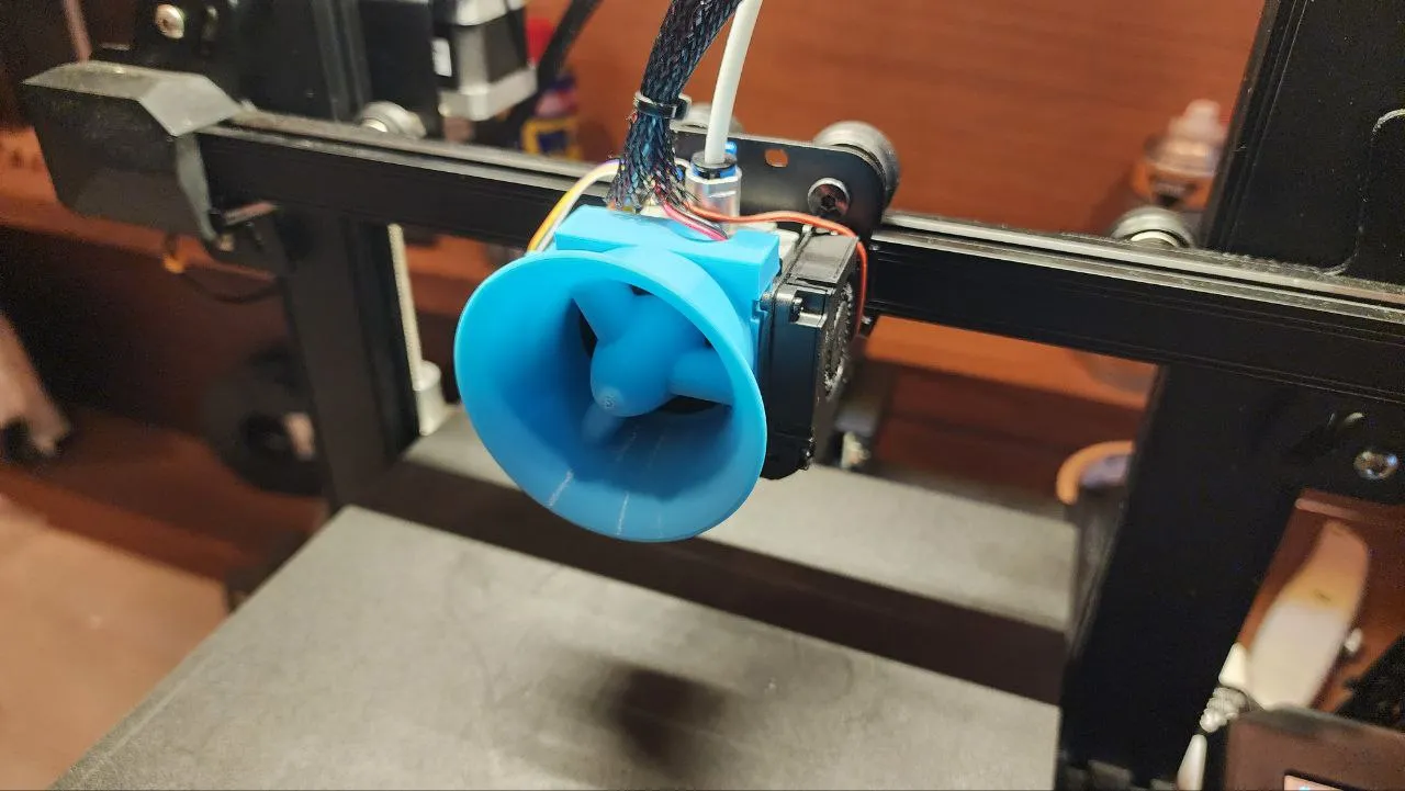 STL file Creality Ender 3 V2 Neo fan shroud upgrade 🧞‍♂️・3D printing  design to download・Cults