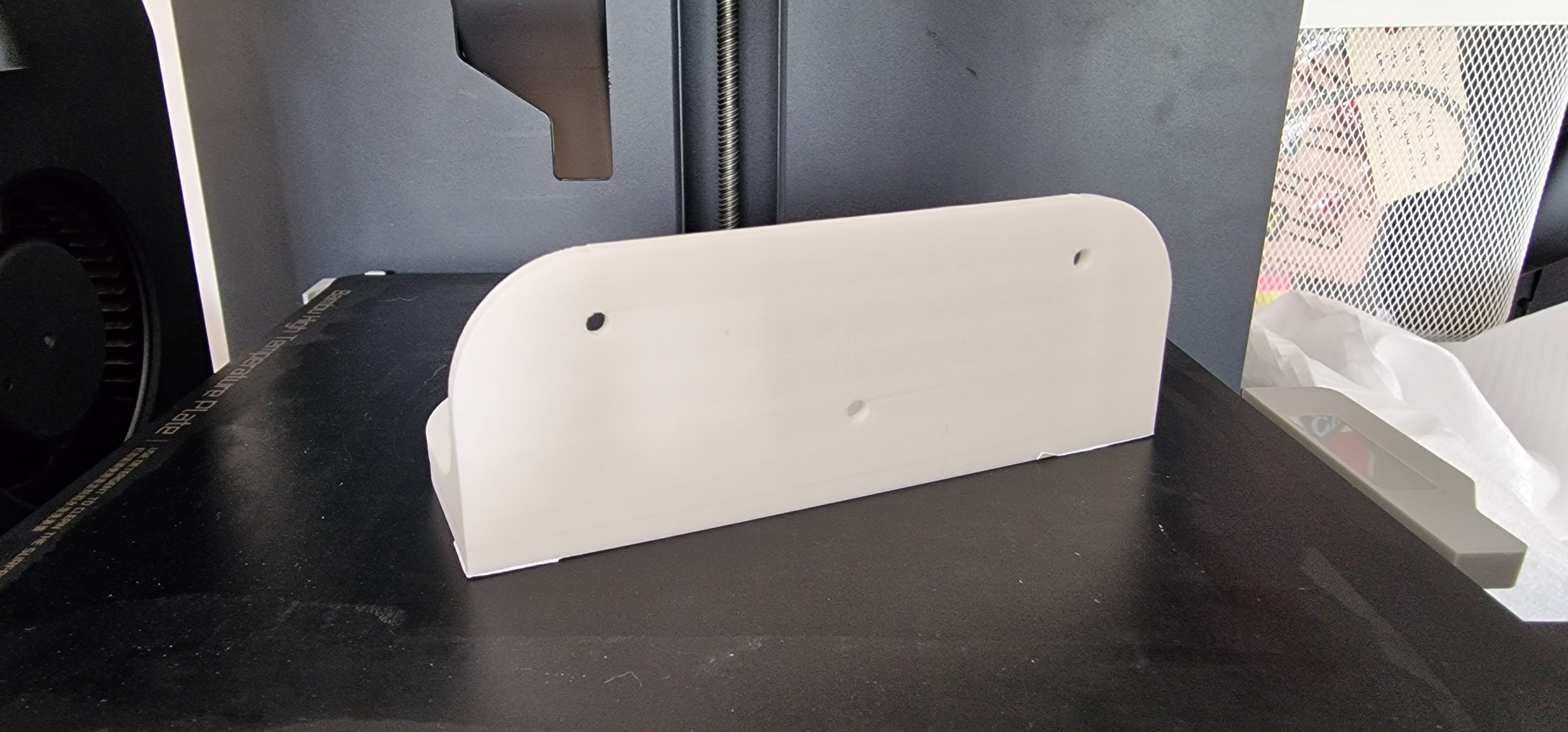 Vodafone Wifi Booster shelf by Adrian Patterson | Download free STL model | Printables.com
