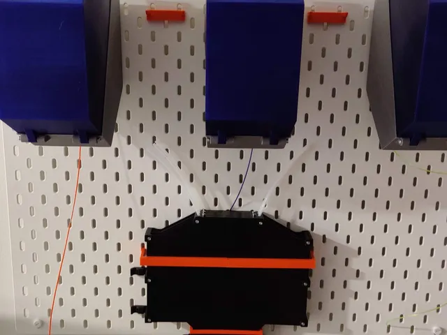 IKEA SKÅDIS wall storage: Filament buffer and drybox mounts