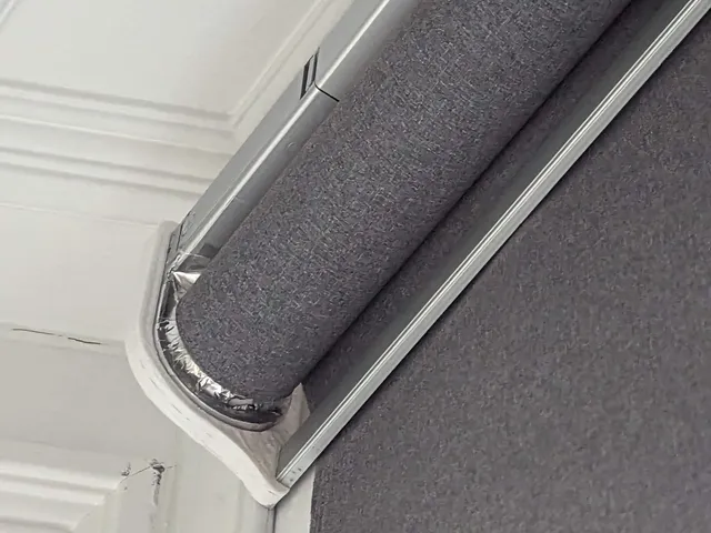 Stopper for IKEA fyrtur blinds