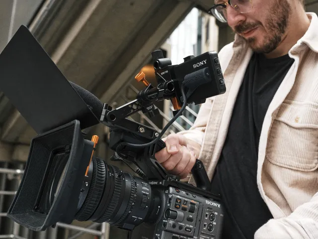 Sony FX6 Cable Hook