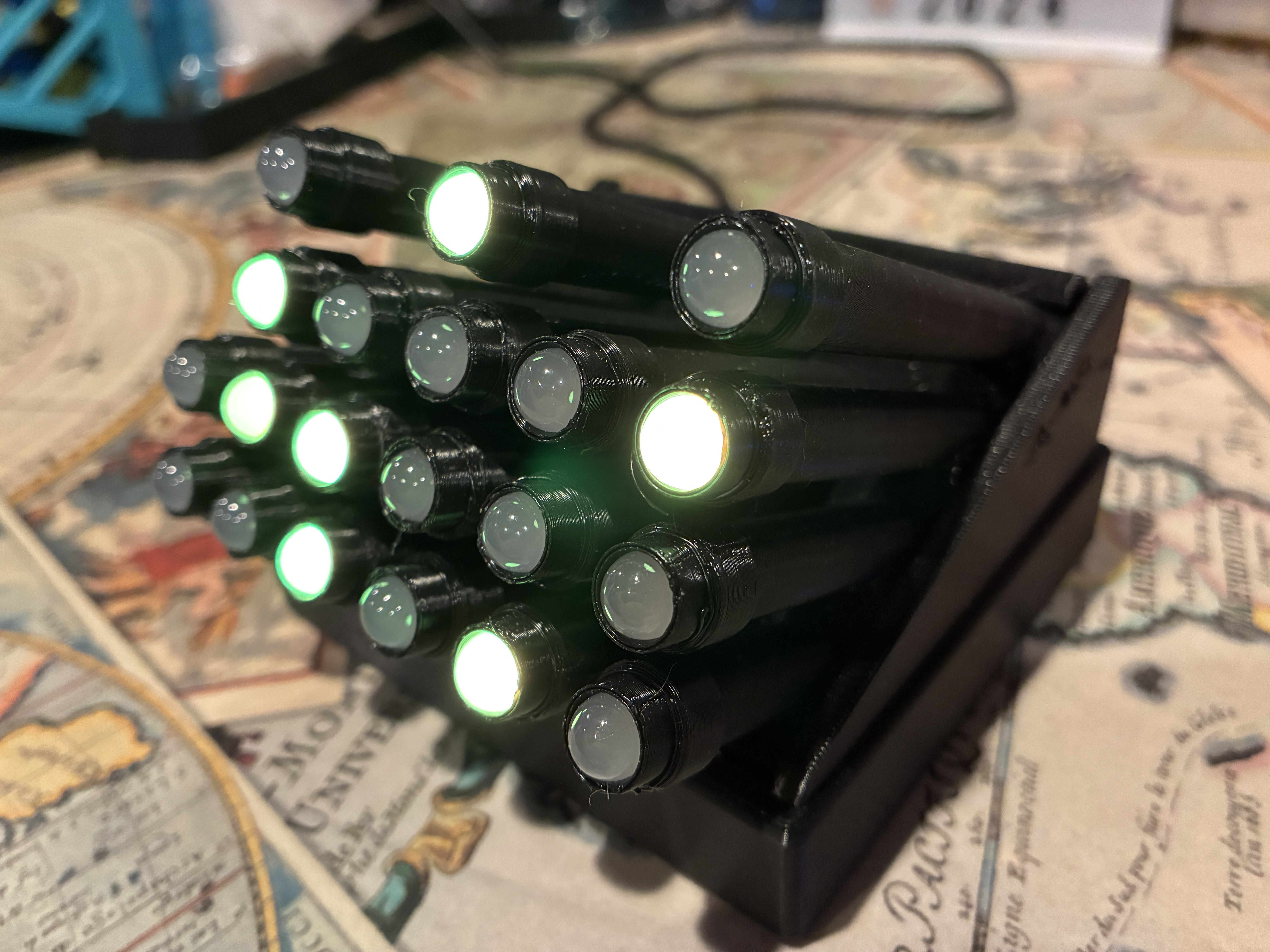 Miniatura 10 do modelo 3D Binary Clock