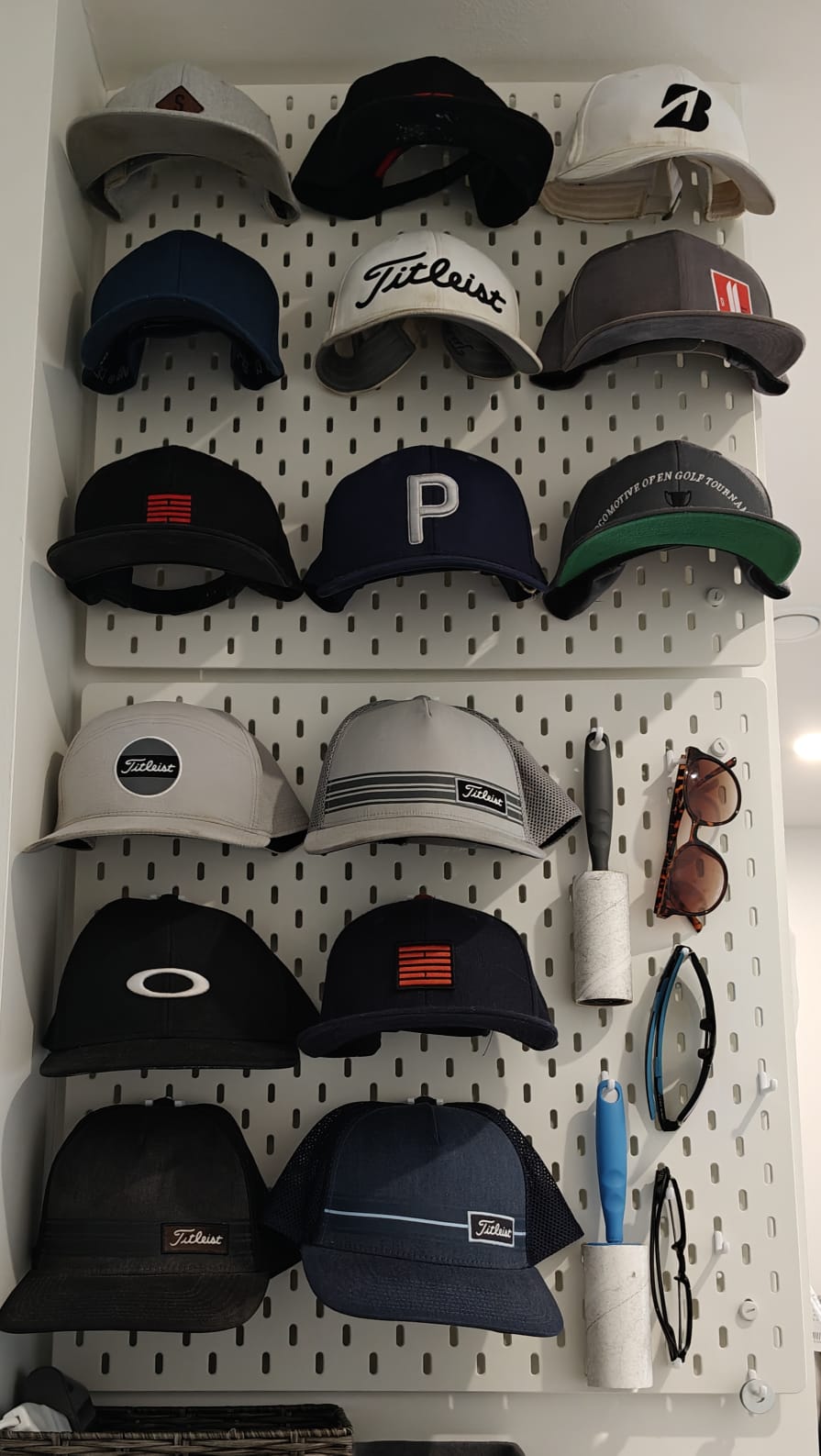 Skadis hat / cap hanger hook