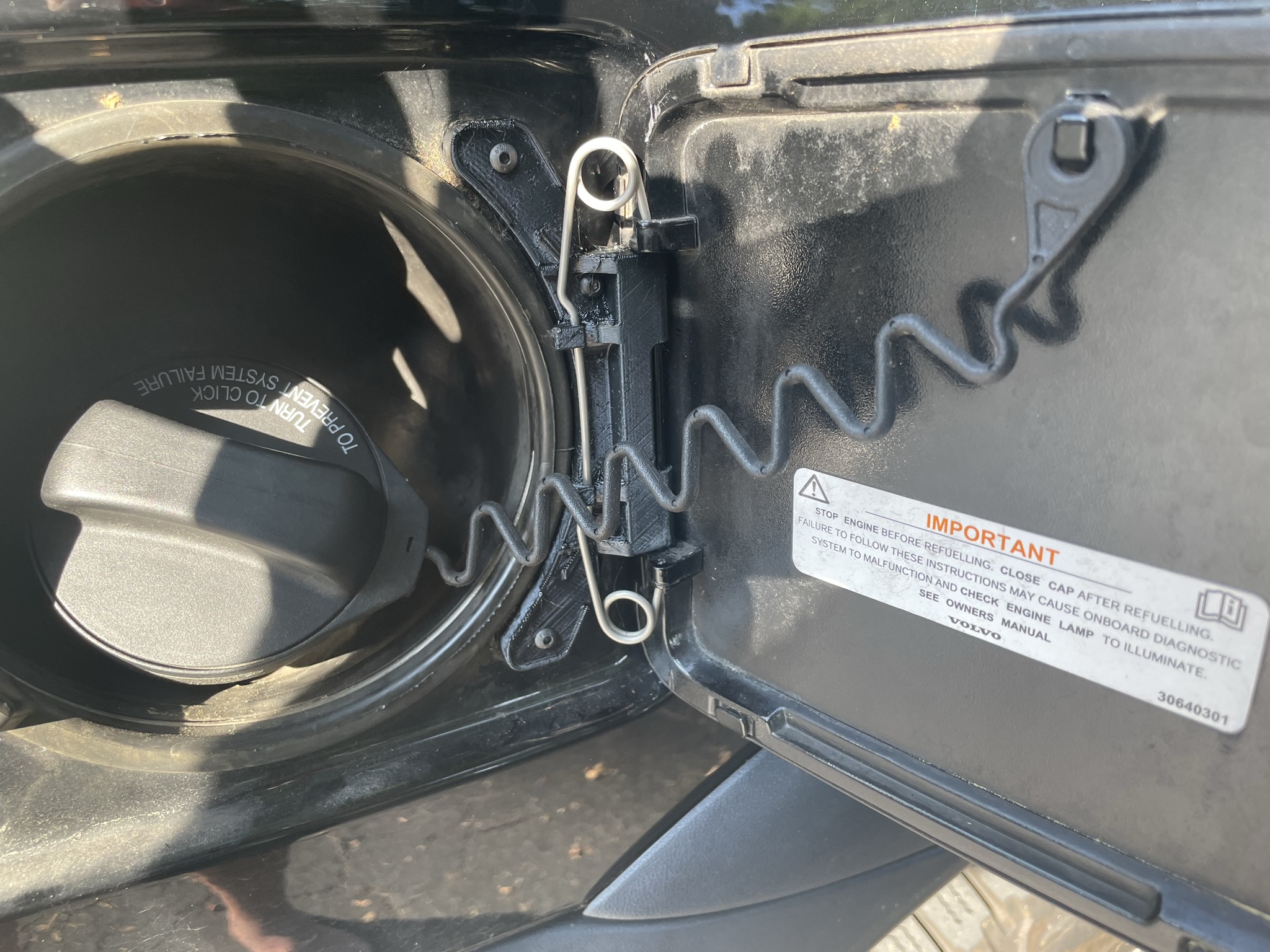 P2 Volvo fuel door hinge