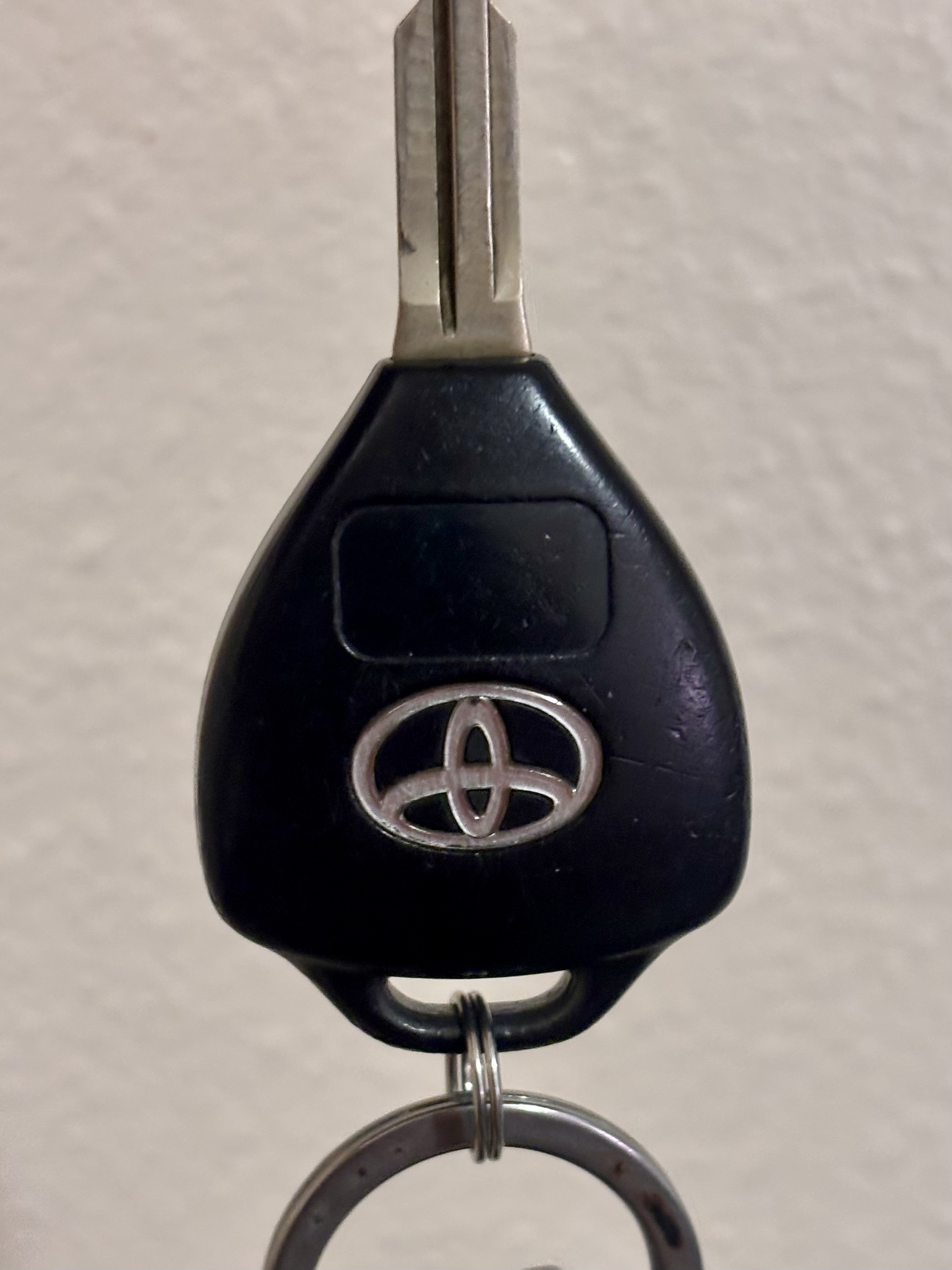Rugged Key Fob Toyota RAV4 3rd Gen(also fits other Toyota models) — thumbnail 8