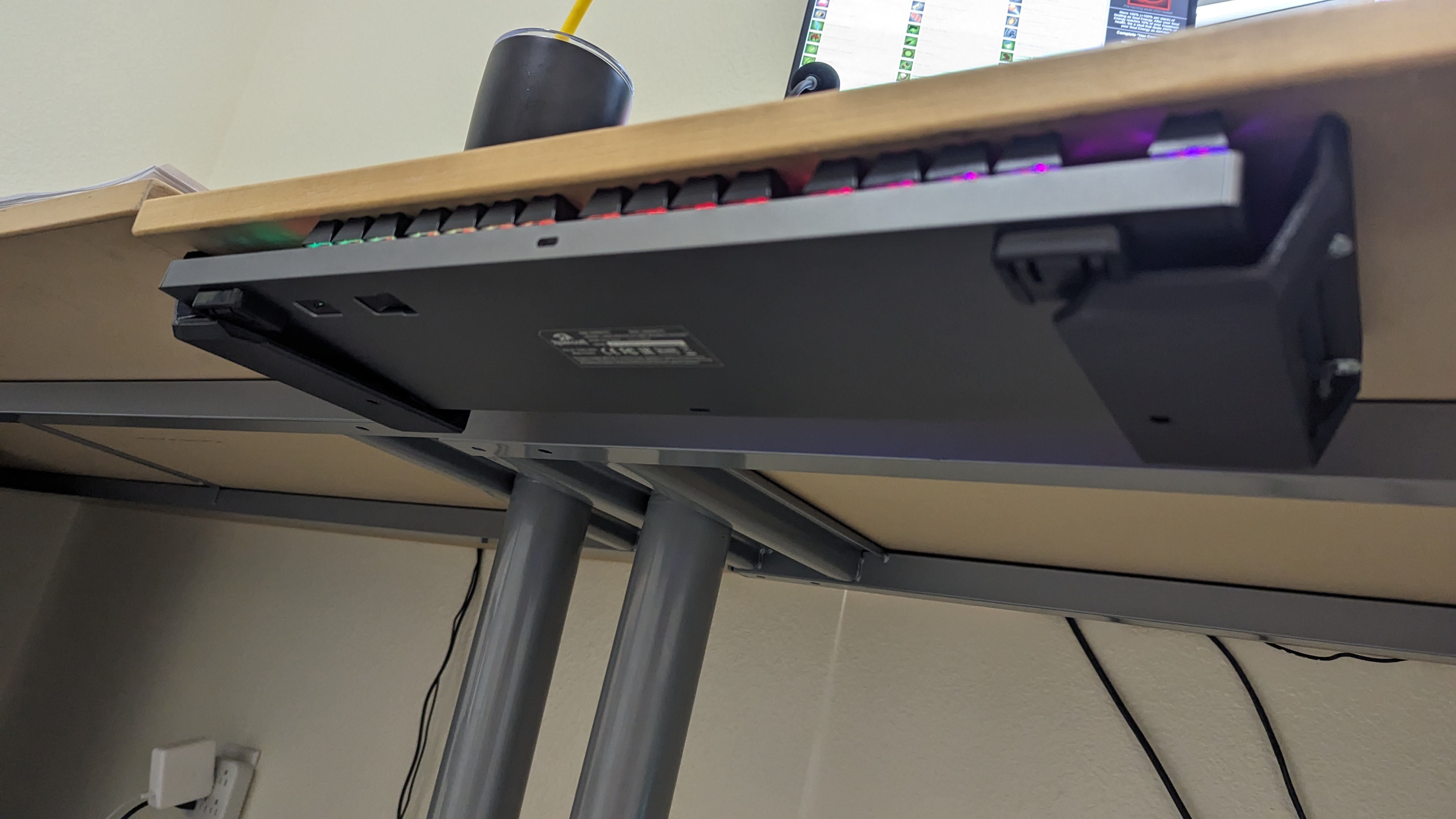 Keyboard under desk holder for mechanical large keyboards by michael