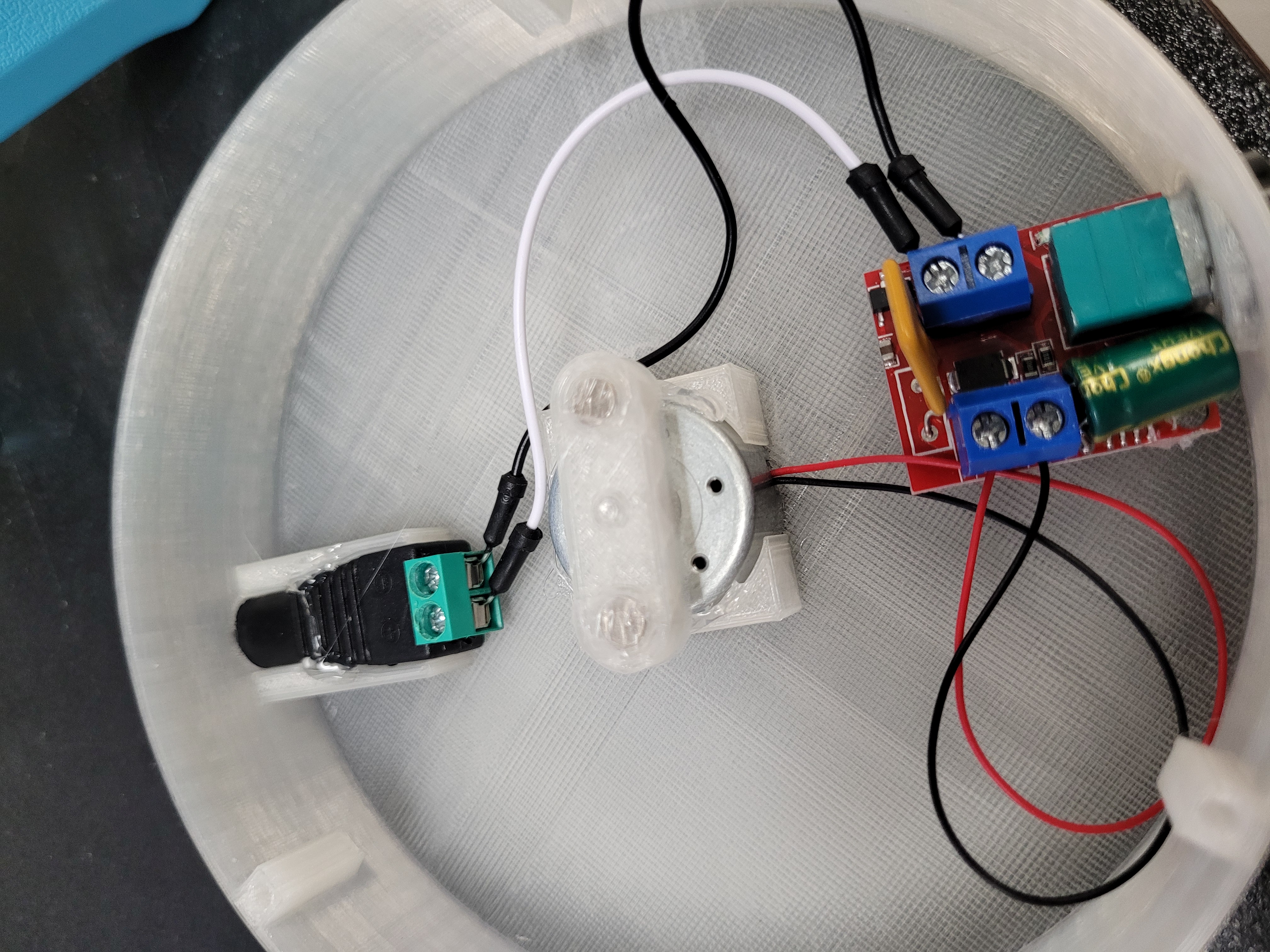 Miniatura 2 do modelo 3D Simple magnetic stir plate