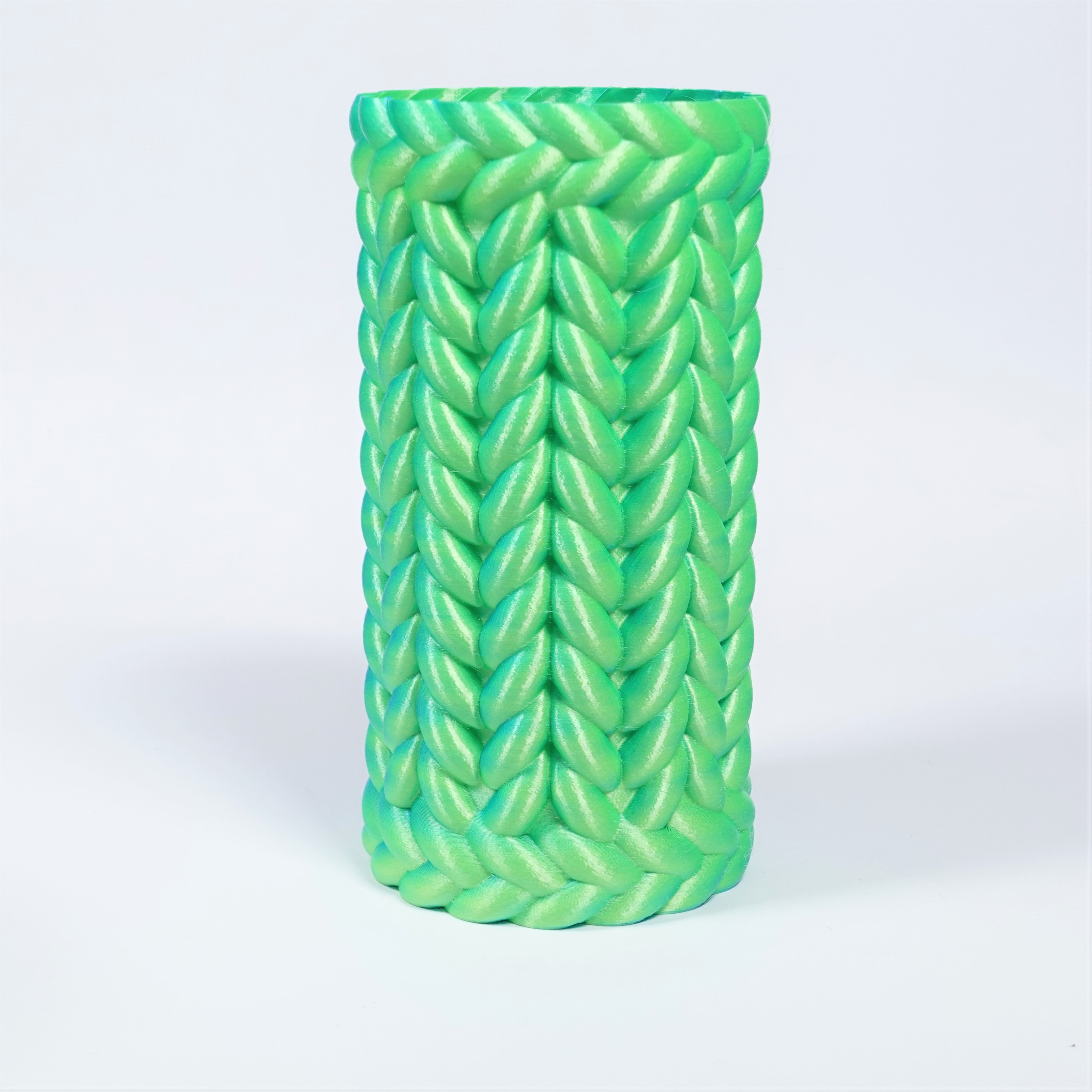 662 Knitted Vase by Clockspring Printables Store