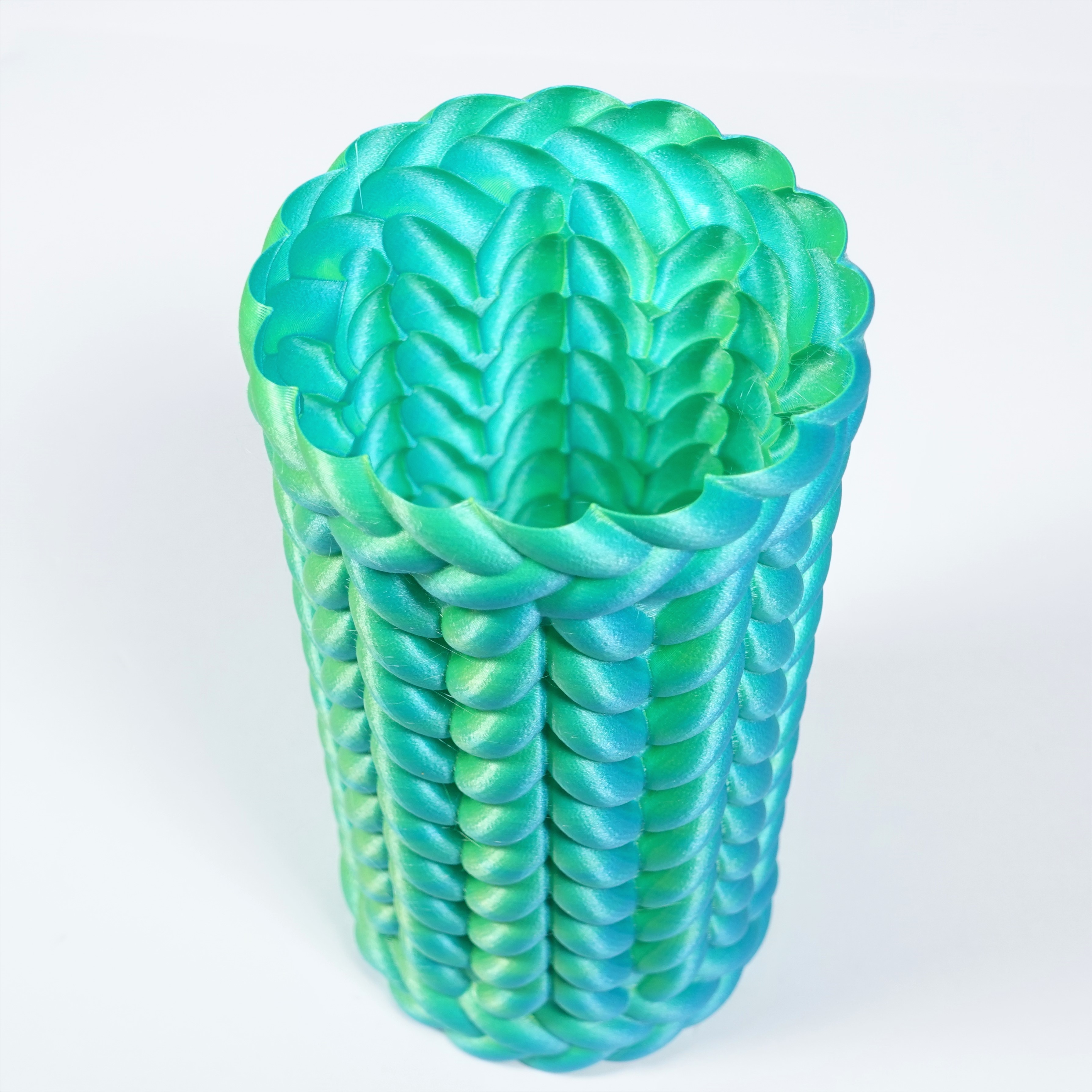 662 Knitted Vase by Clockspring Printables Store
