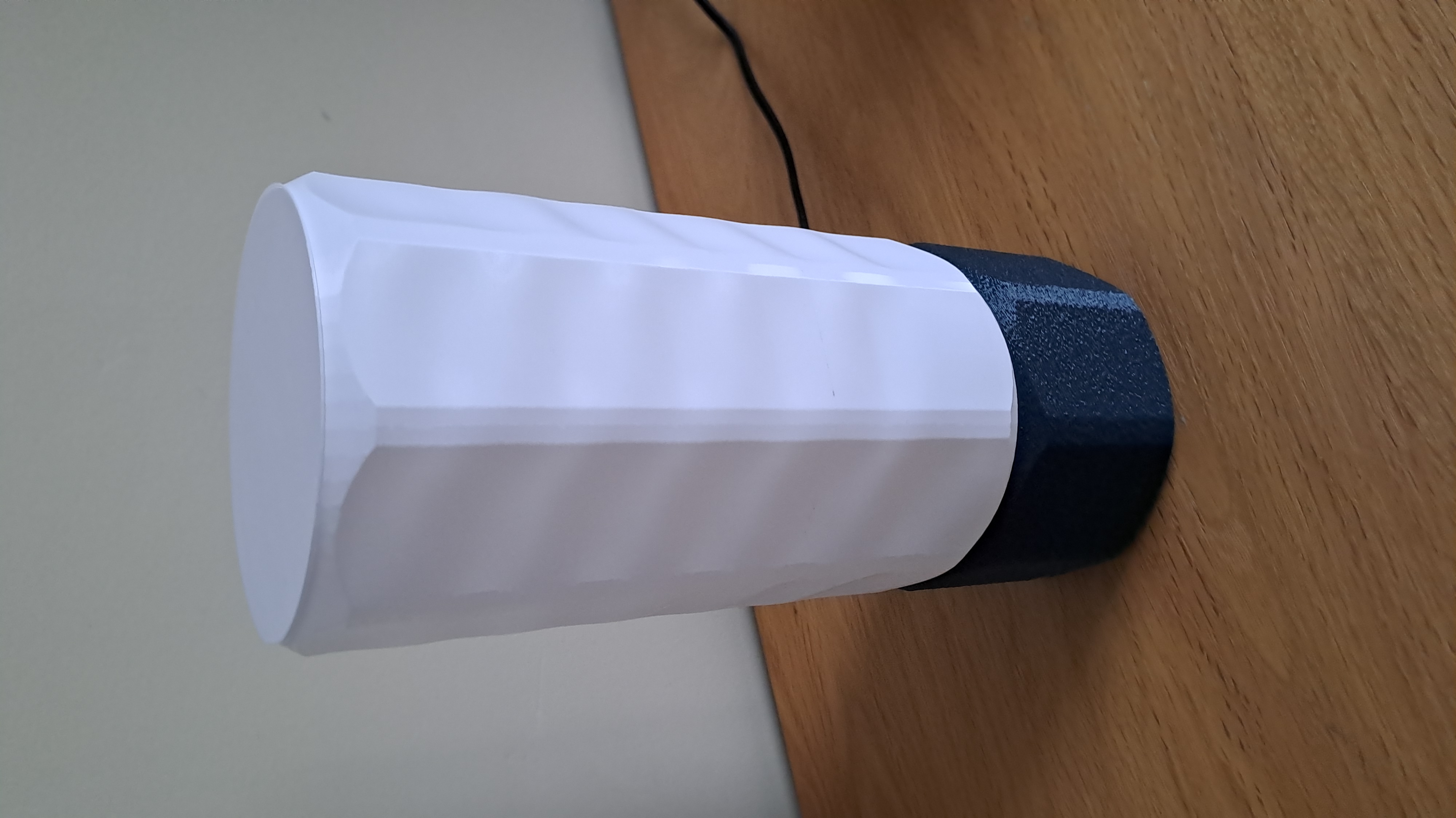 Hexagonal Design Lamp — miniatura 2