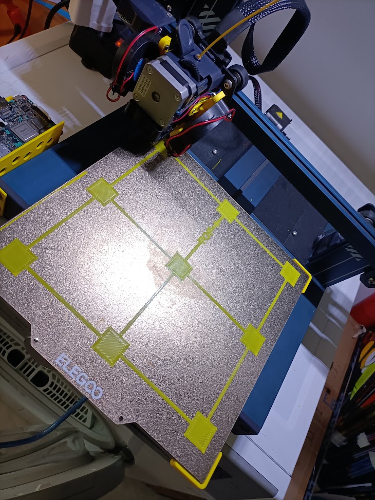 Elegoo Neptune 3 Pro First Layer Calibration Test by Mark Hawks ...