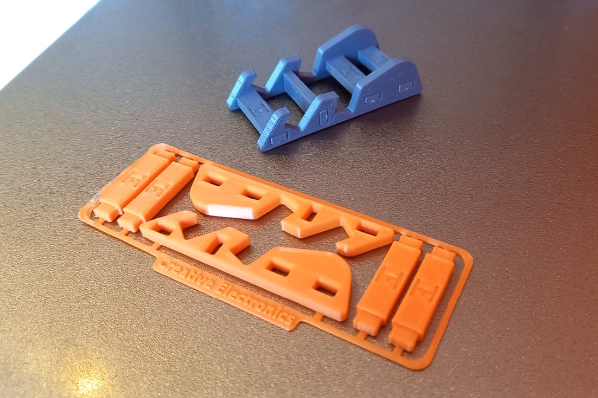 Smartphone Holder Kit Card