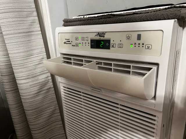 Arctic King A/C deflector