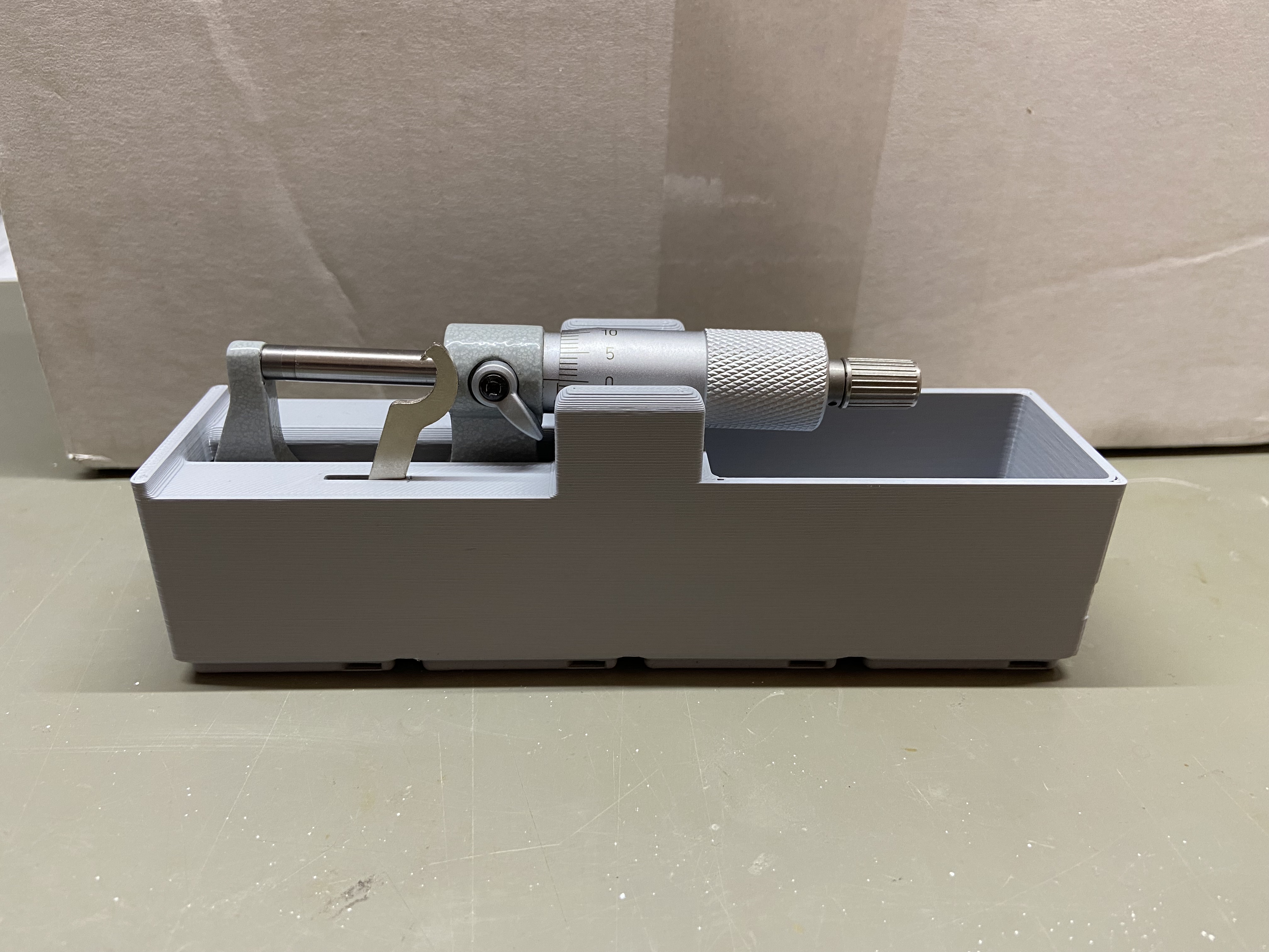 Gridfinity Refined Micrometer Stand