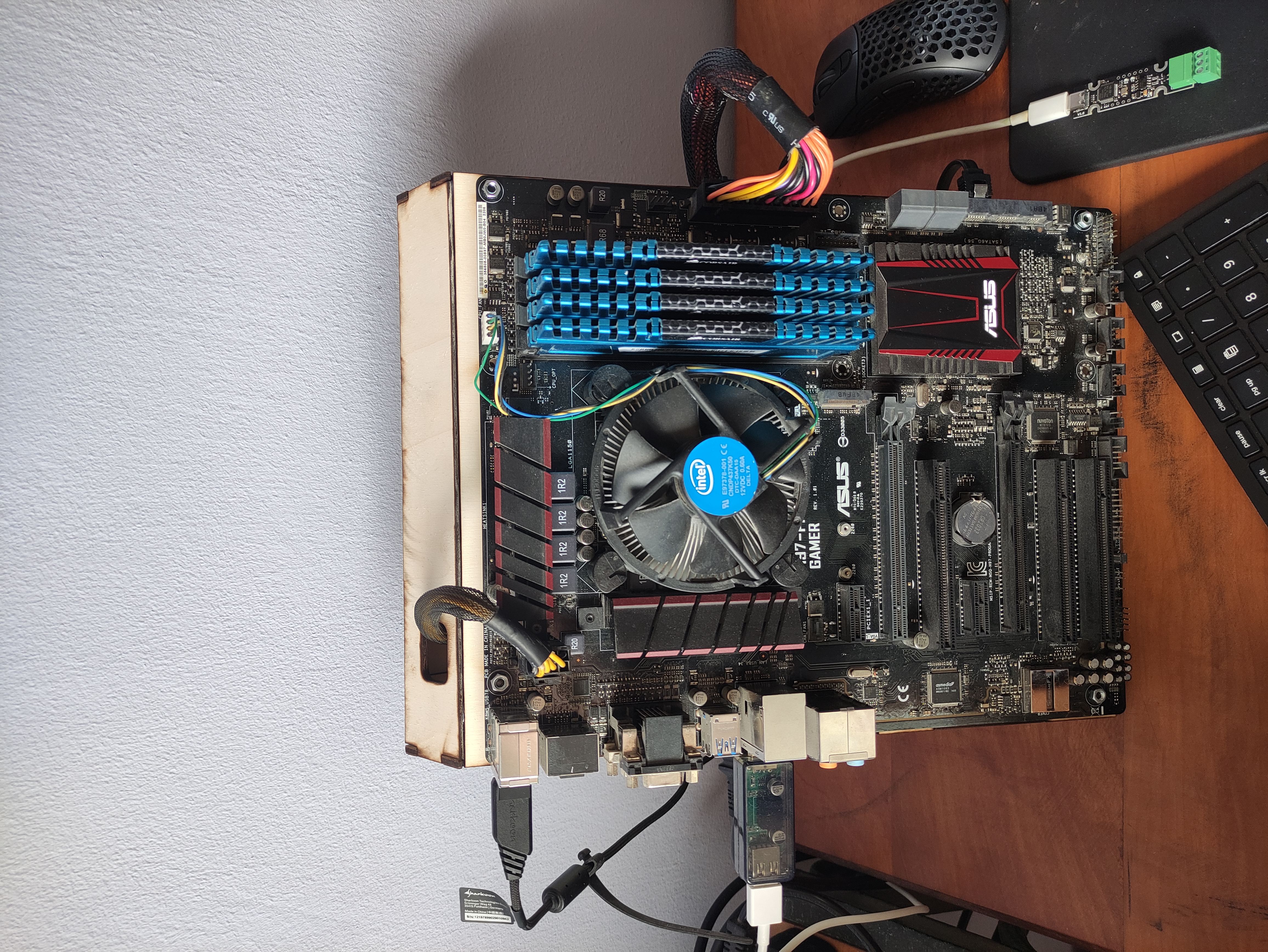 Bench pc-case for Lasercutting — miniatura 2