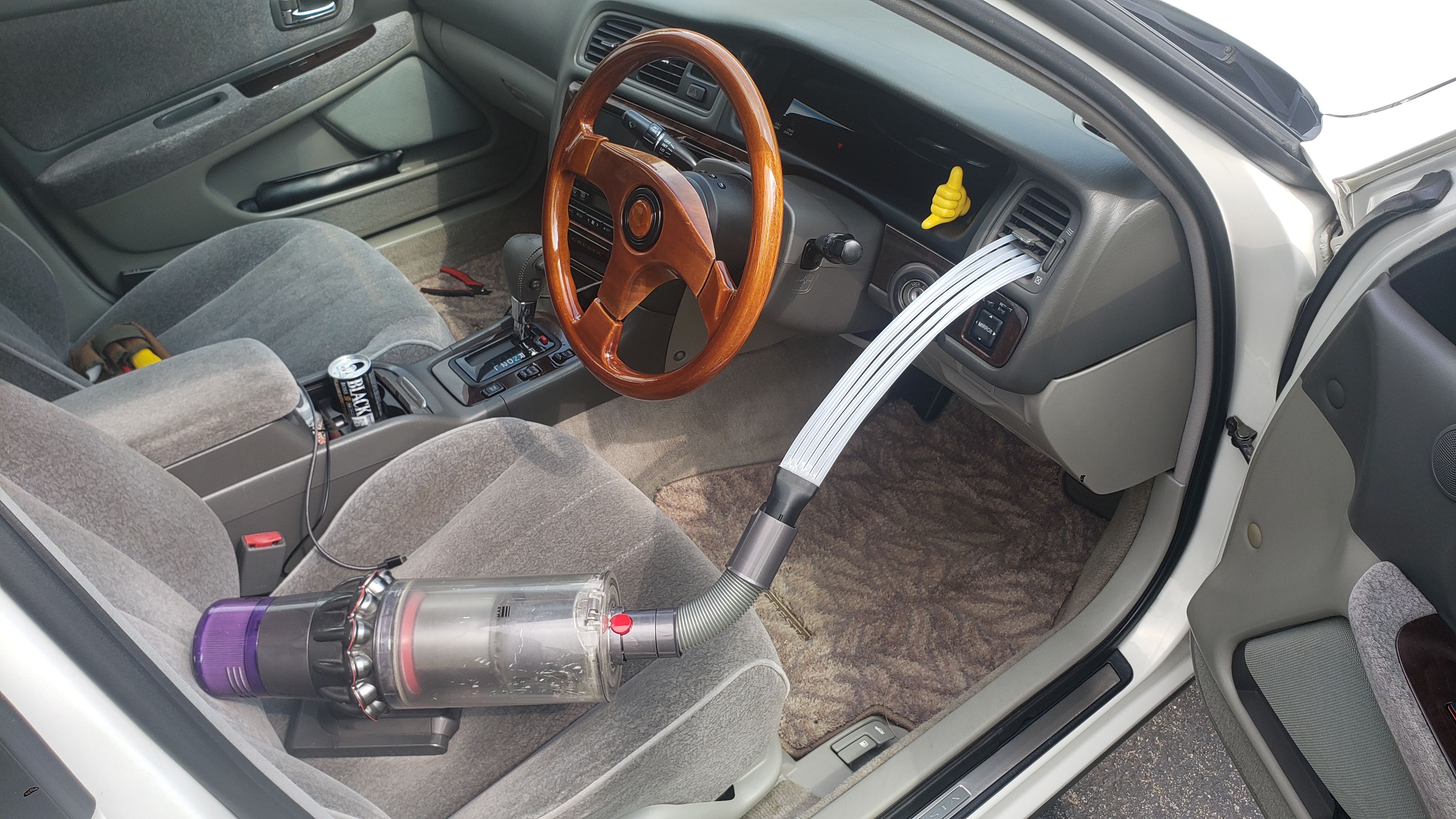 Dyson  V10 Car Air Vent Attachment