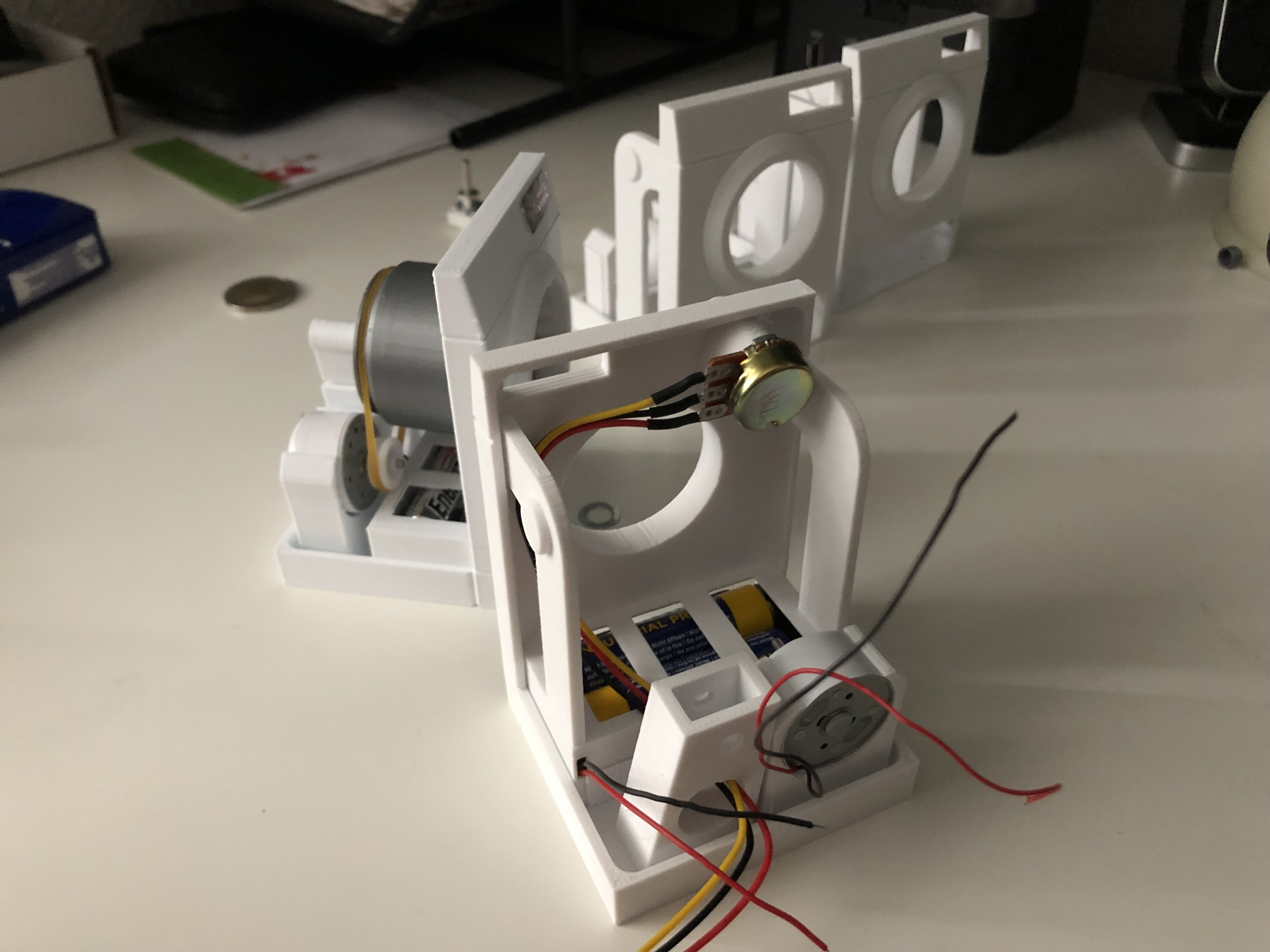Miniatura 4 do modelo 3D Mini Washing machine