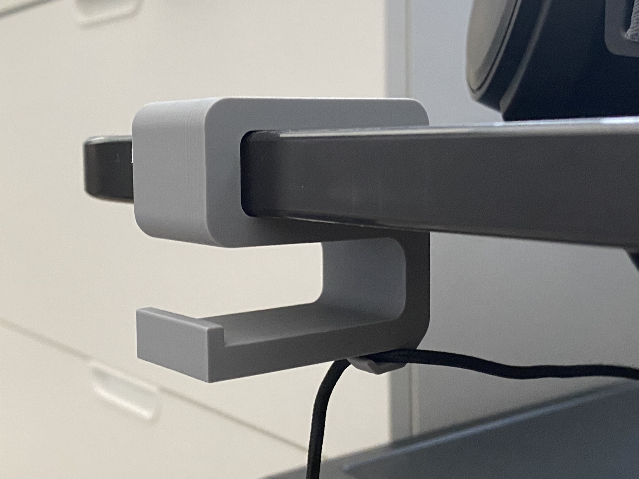 Headset Desk Hook by Branden Download free STL model