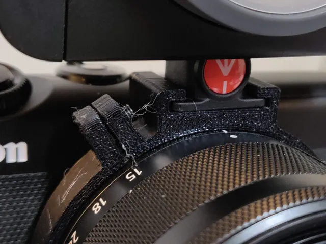 Canon EOS M100 Cold Shoe