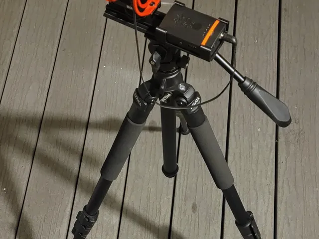 tentaclesync track e arca swiss mount with integrated hotshoe mount