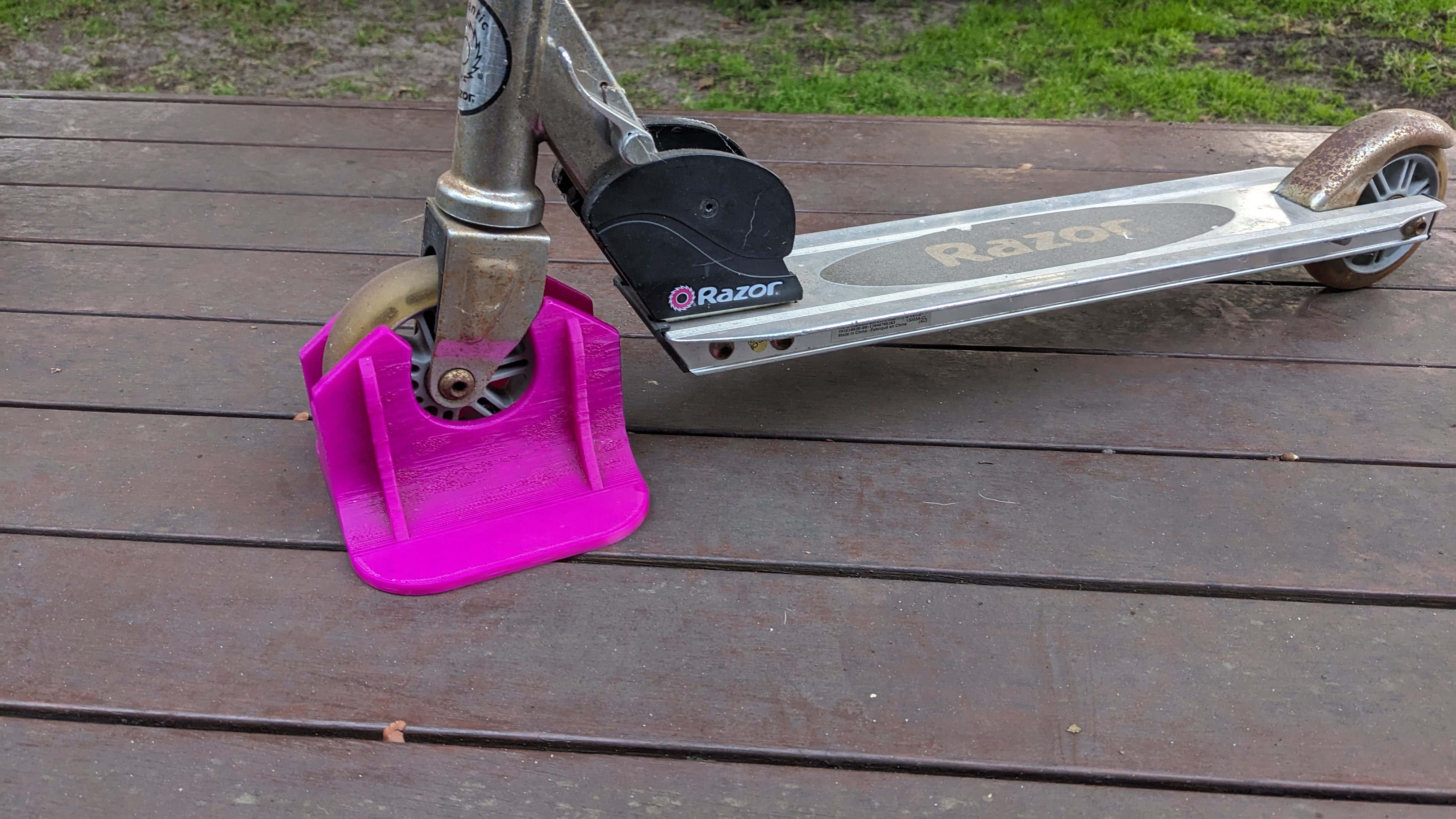 Scooter stand