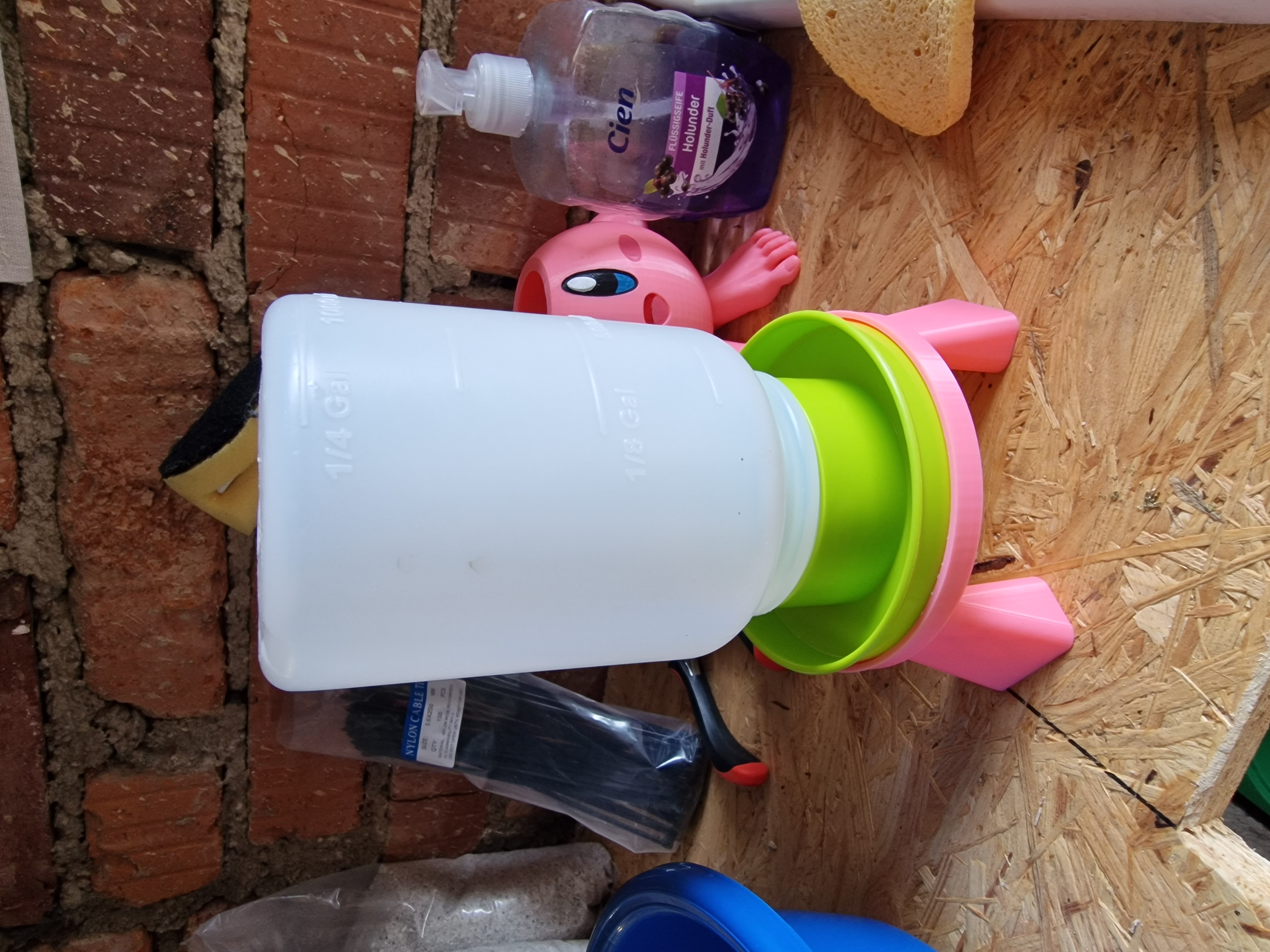 Stand for Chick Waterdispenser