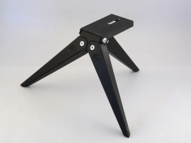 Cuttlefish Tripod