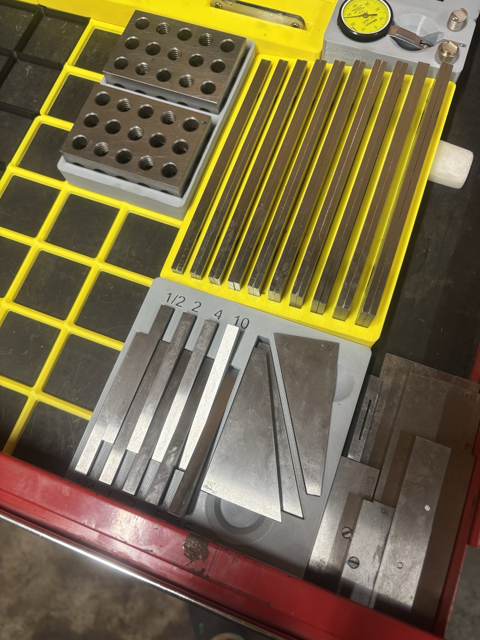 Gridfinity Angle Block Holder