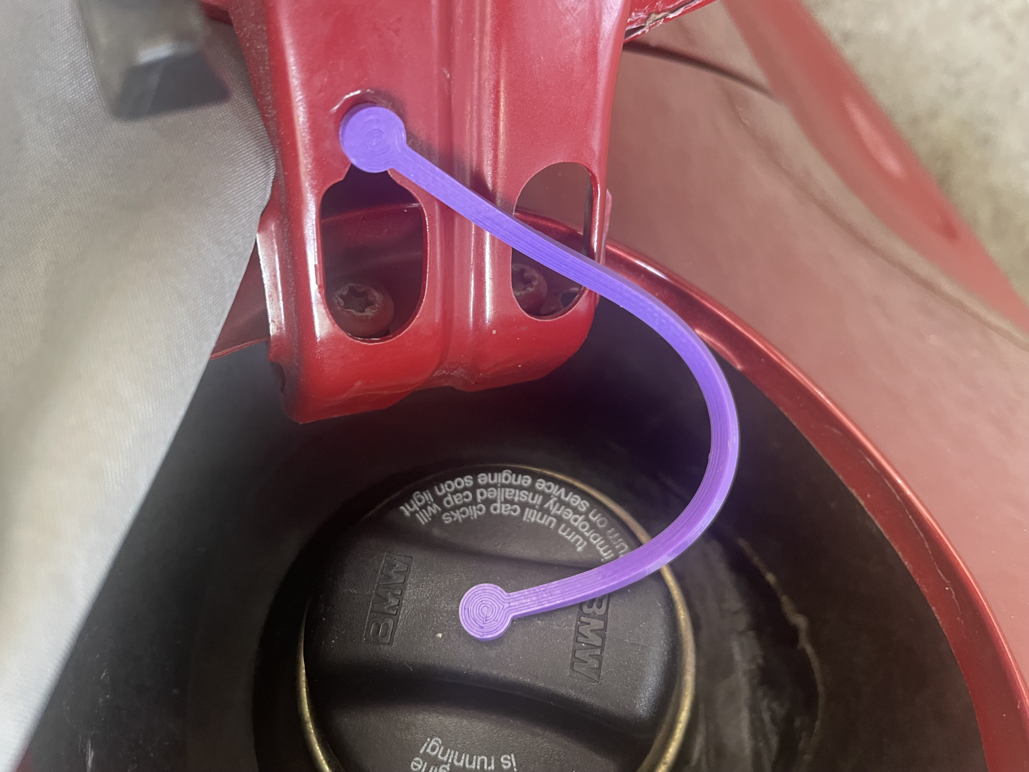 BMW Z3 Gas Cap Lanyard